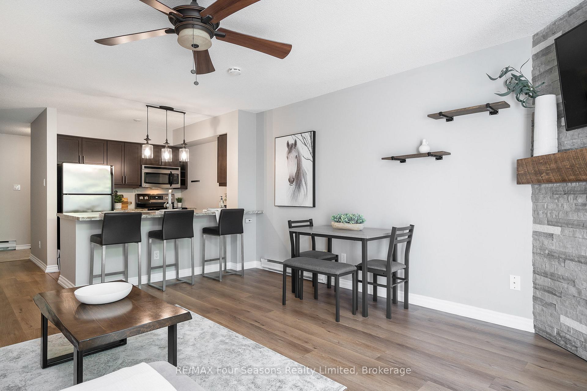 Photo 15 of 373 Mariners Way, Collingwood — HOMEH