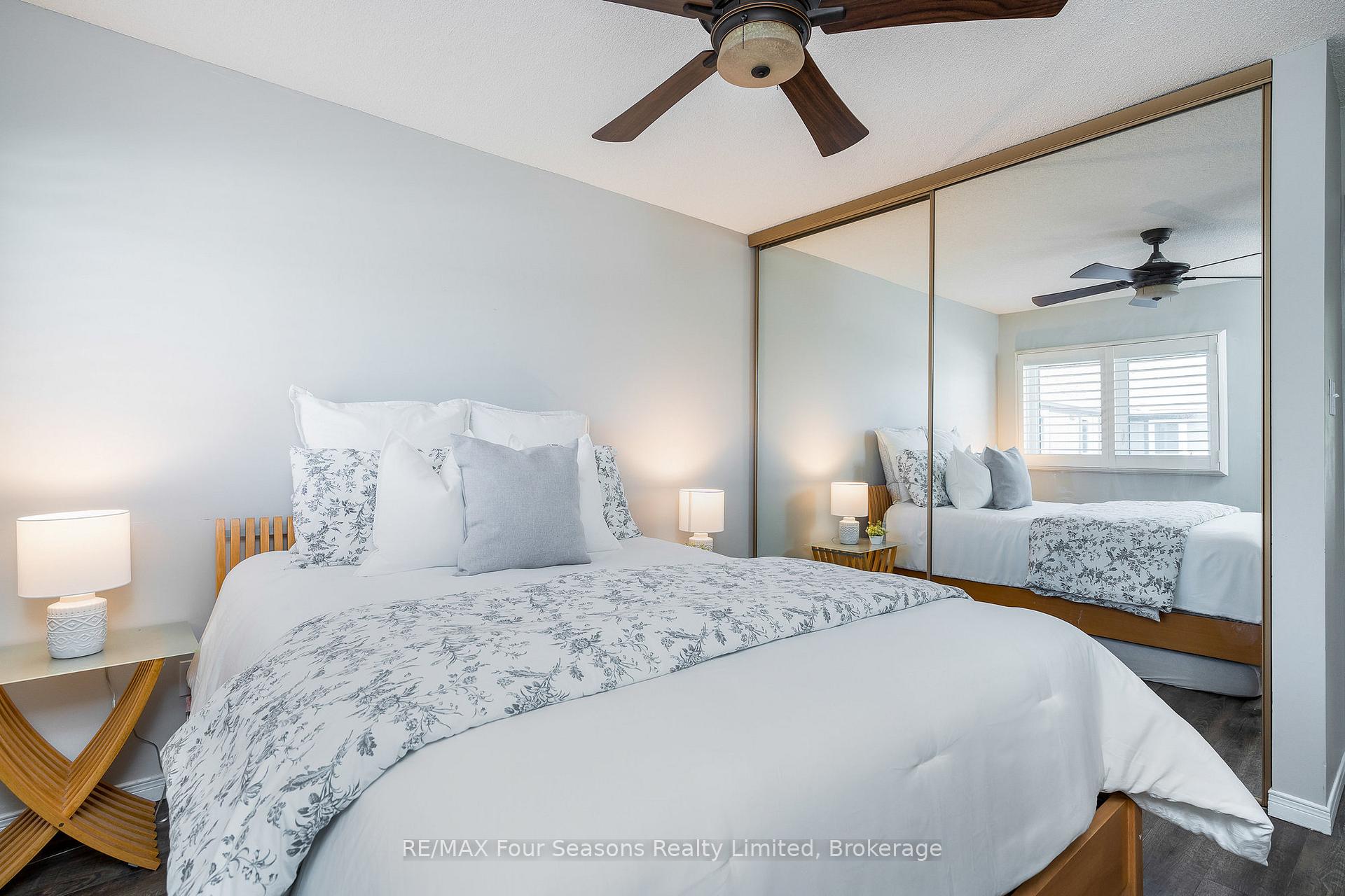 Photo 17 of 373 Mariners Way, Collingwood — HOMEH