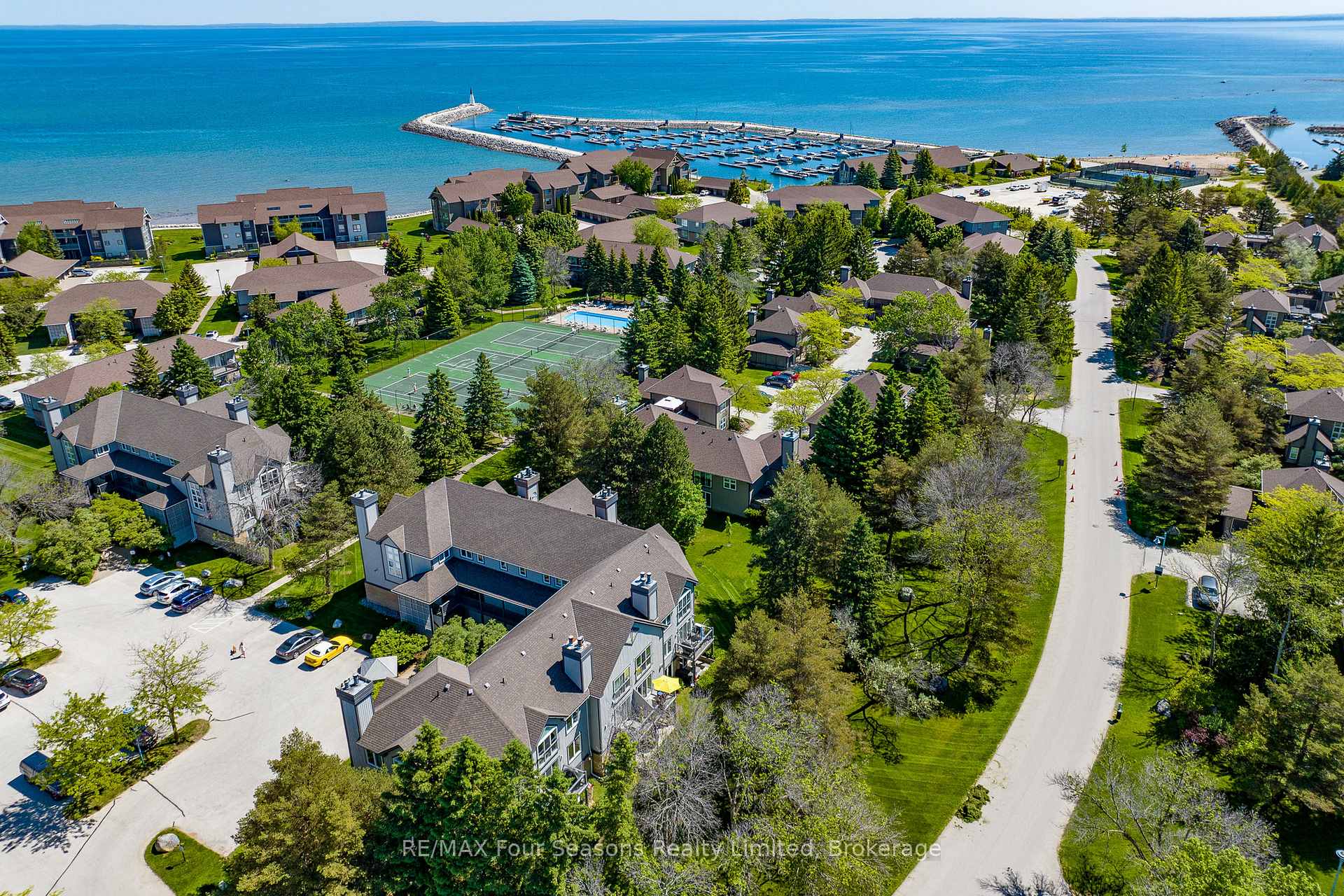 Photo 26 of 373 Mariners Way, Collingwood — HOMEH