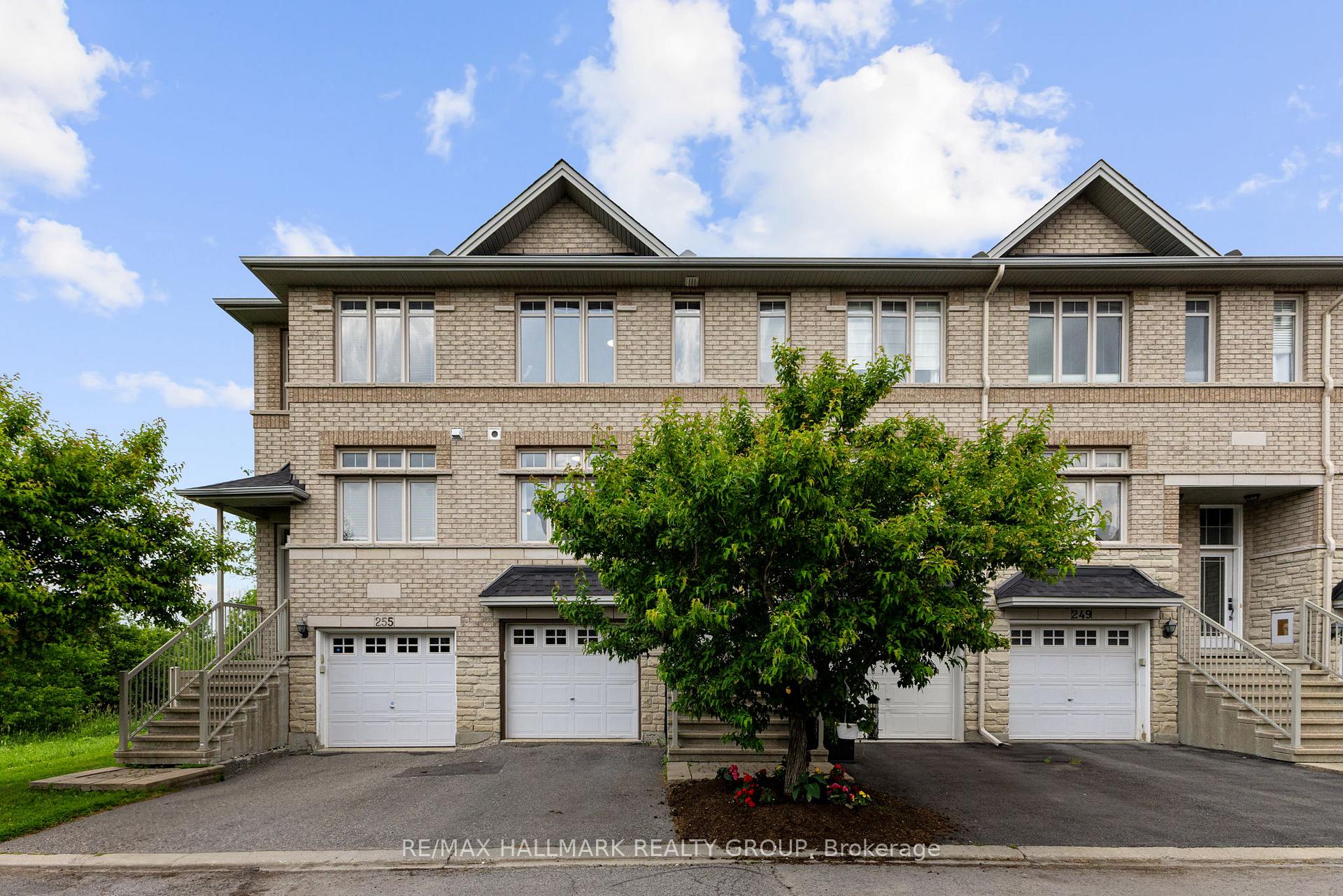 Photo 1 of 253 Stroget Private, Ottawa, Merivale Industrial Park/Citiplace — HOMEH