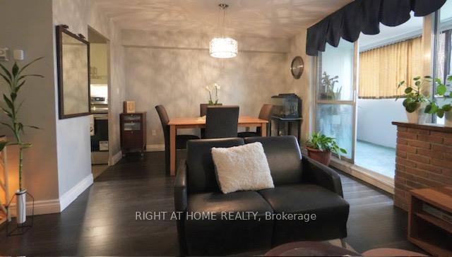 Photo 5 of Unit 411, 5 Massey Square, Toronto, Crescent Town — HOMEH