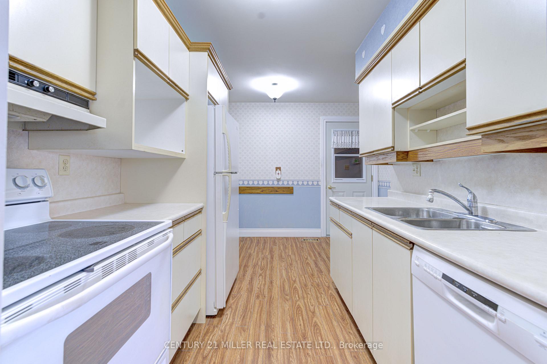 Photo 8 of Unit 41, 150 Gateshead Crescent, Hamilton, Stoney Creek — HOMEH
