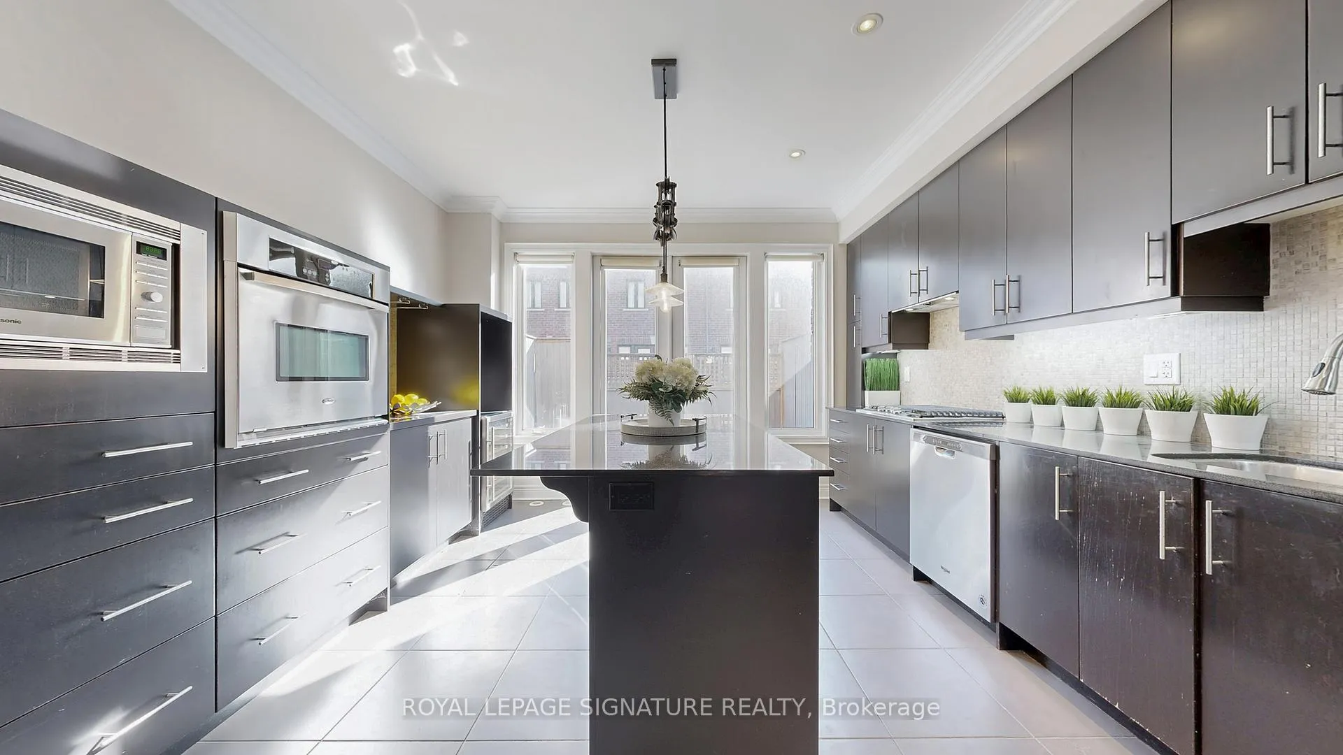 Photo 11 of 8 Agar Lane, Vaughan, West Woodbridge — HOMEH