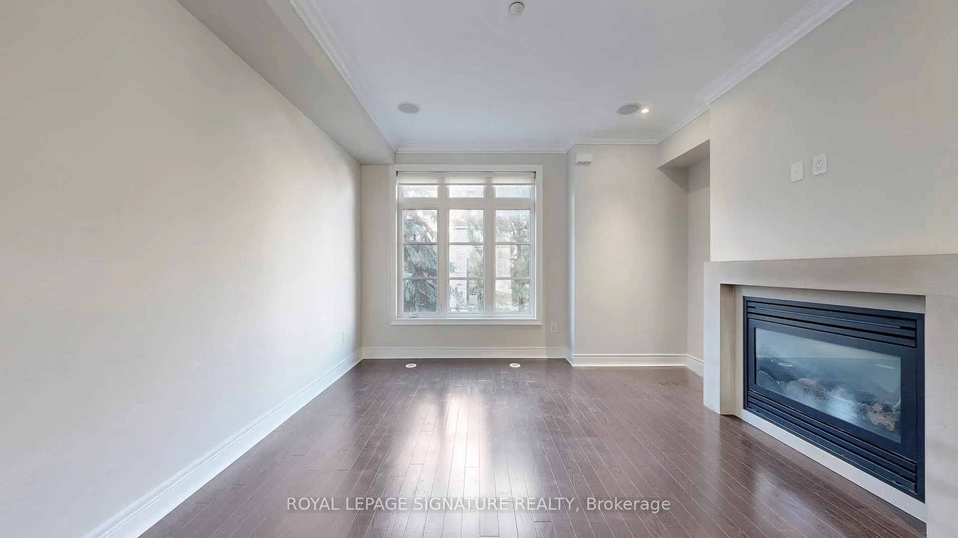 Photo 19 of 8 Agar Lane, Vaughan, West Woodbridge — HOMEH