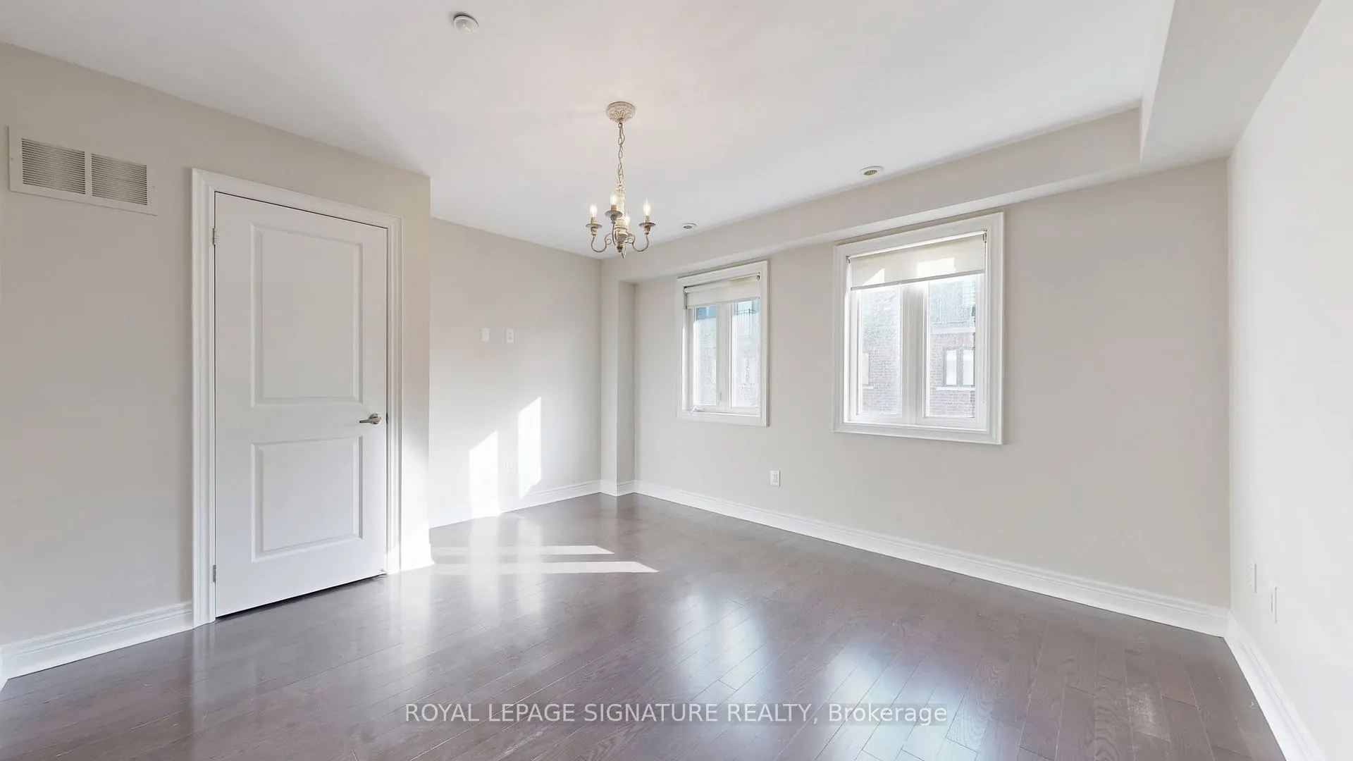 Photo 24 of 8 Agar Lane, Vaughan, West Woodbridge — HOMEH