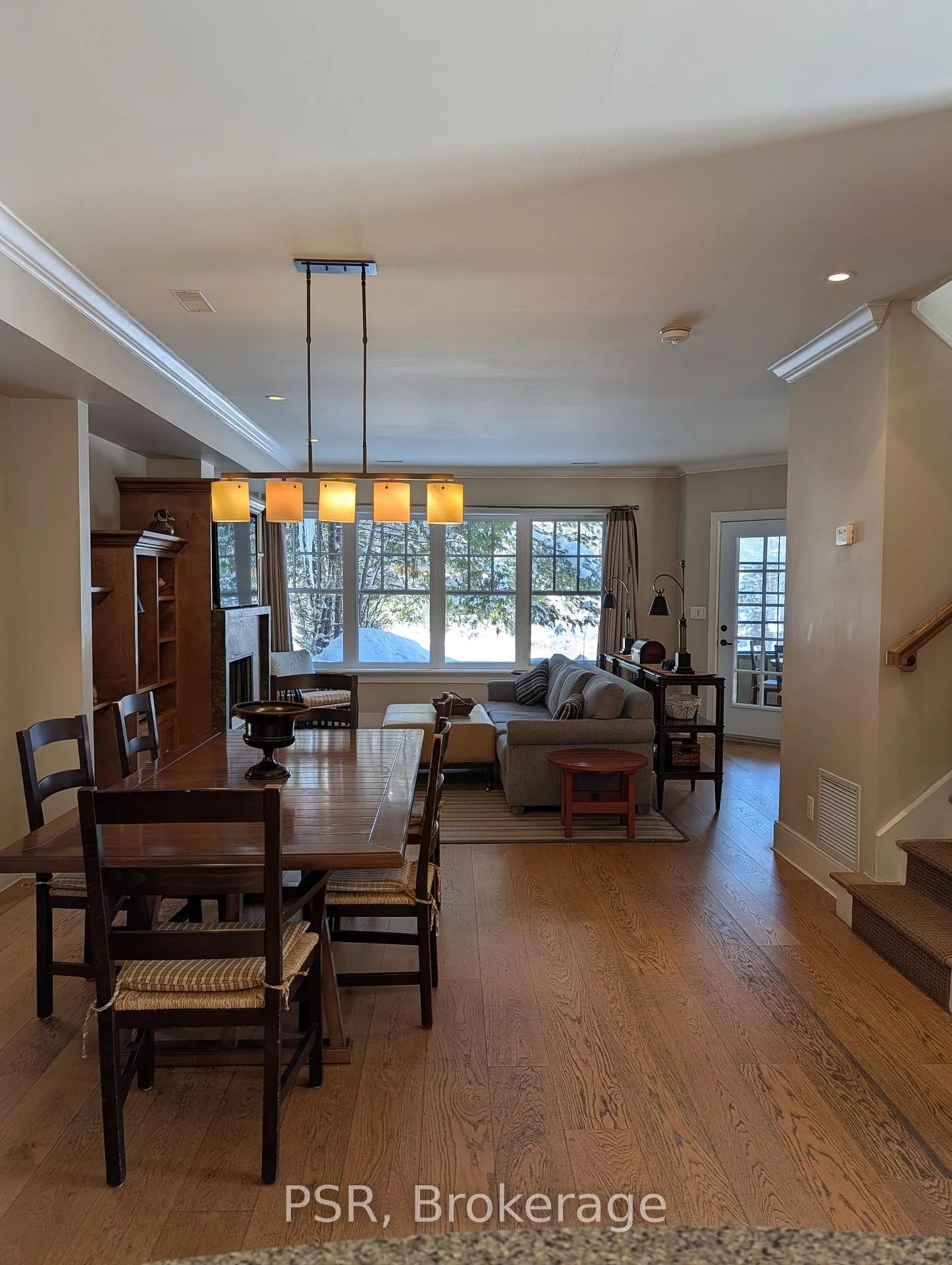 Photo 4 of Unit 14, 304 Emerald Hill, Seguin — HOMEH
