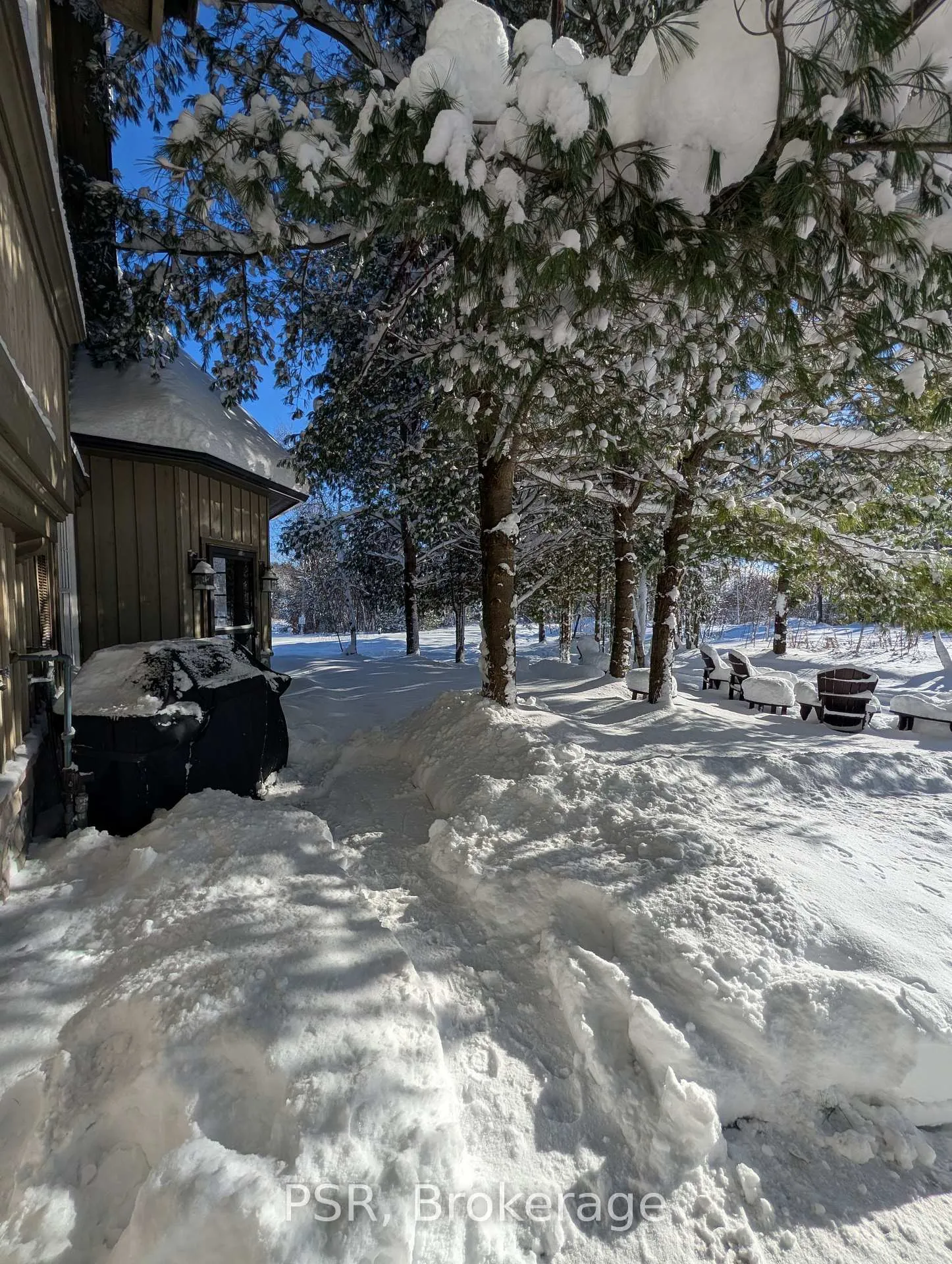 Photo 22 of Unit 14, 304 Emerald Hill, Seguin — HOMEH