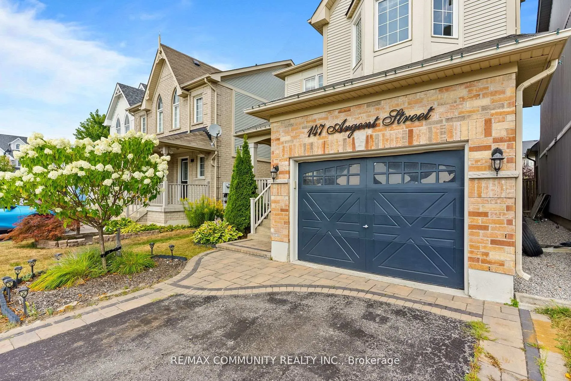 Photo 4 of 147 Argent Street, Clarington, Bowmanville — HOMEH