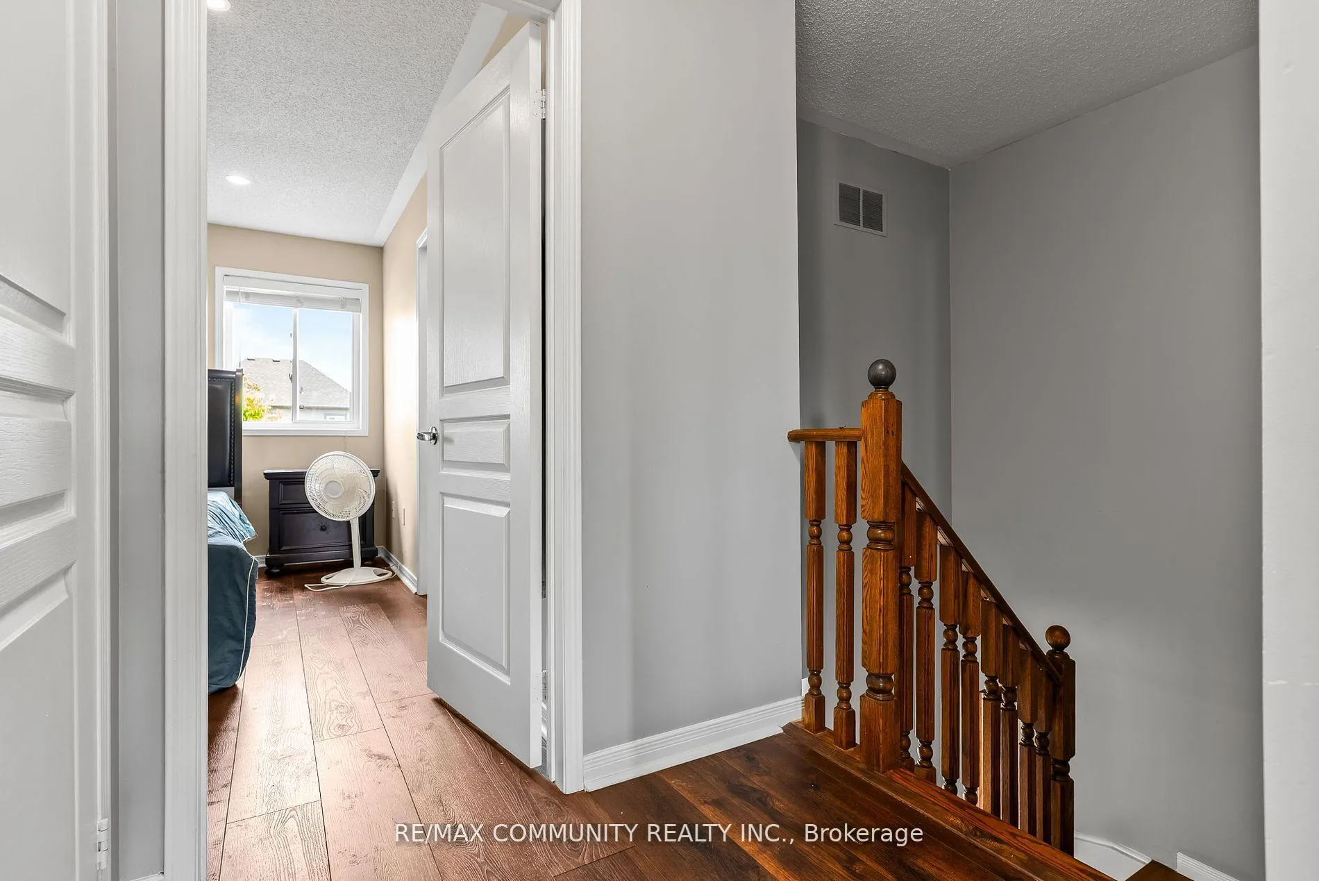 Photo 20 of 147 Argent Street, Clarington, Bowmanville — HOMEH