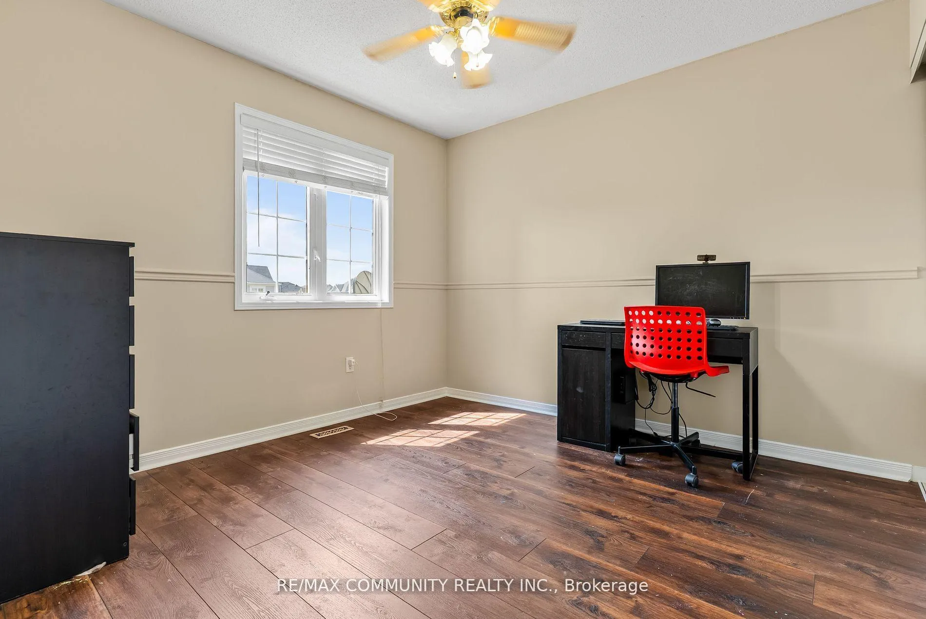 Photo 25 of 147 Argent Street, Clarington, Bowmanville — HOMEH