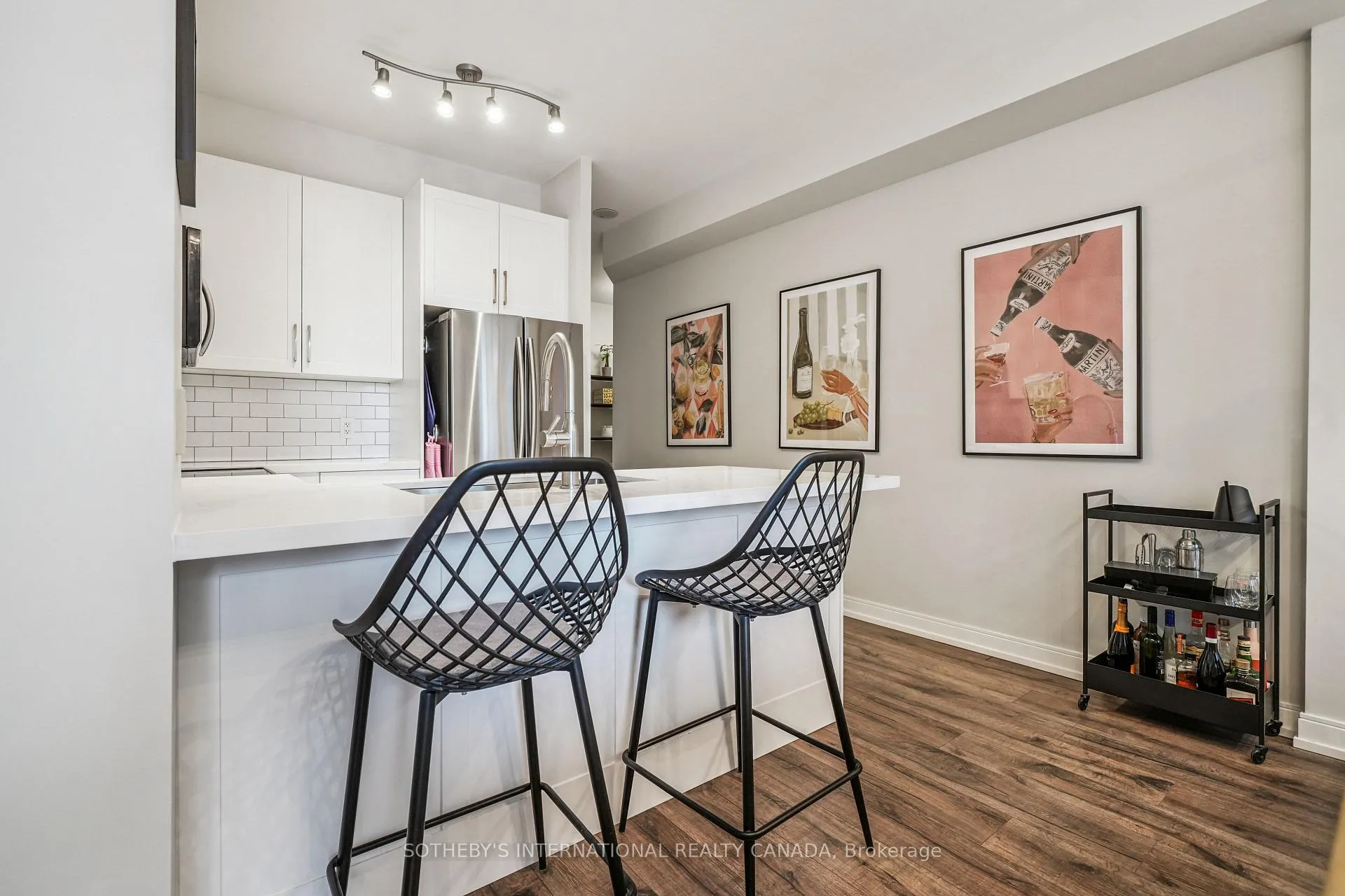Photo 8 of Unit 708, 88 Broadway Avenue, Toronto, Mount Pleasant West — HOMEH