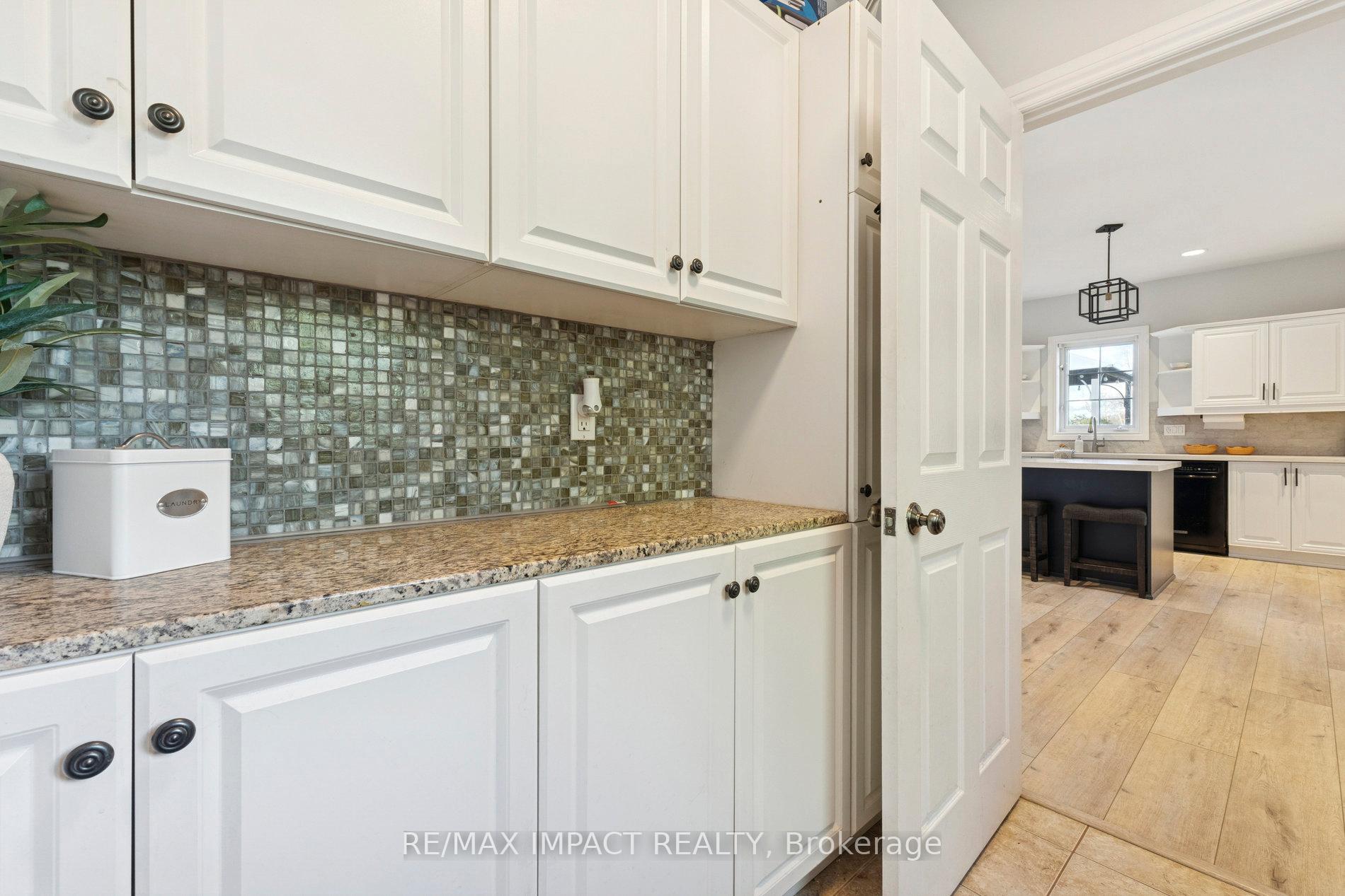 Photo 6 of 448 7A Highway, Cavan Monaghan, Cavan Twp — HOMEH