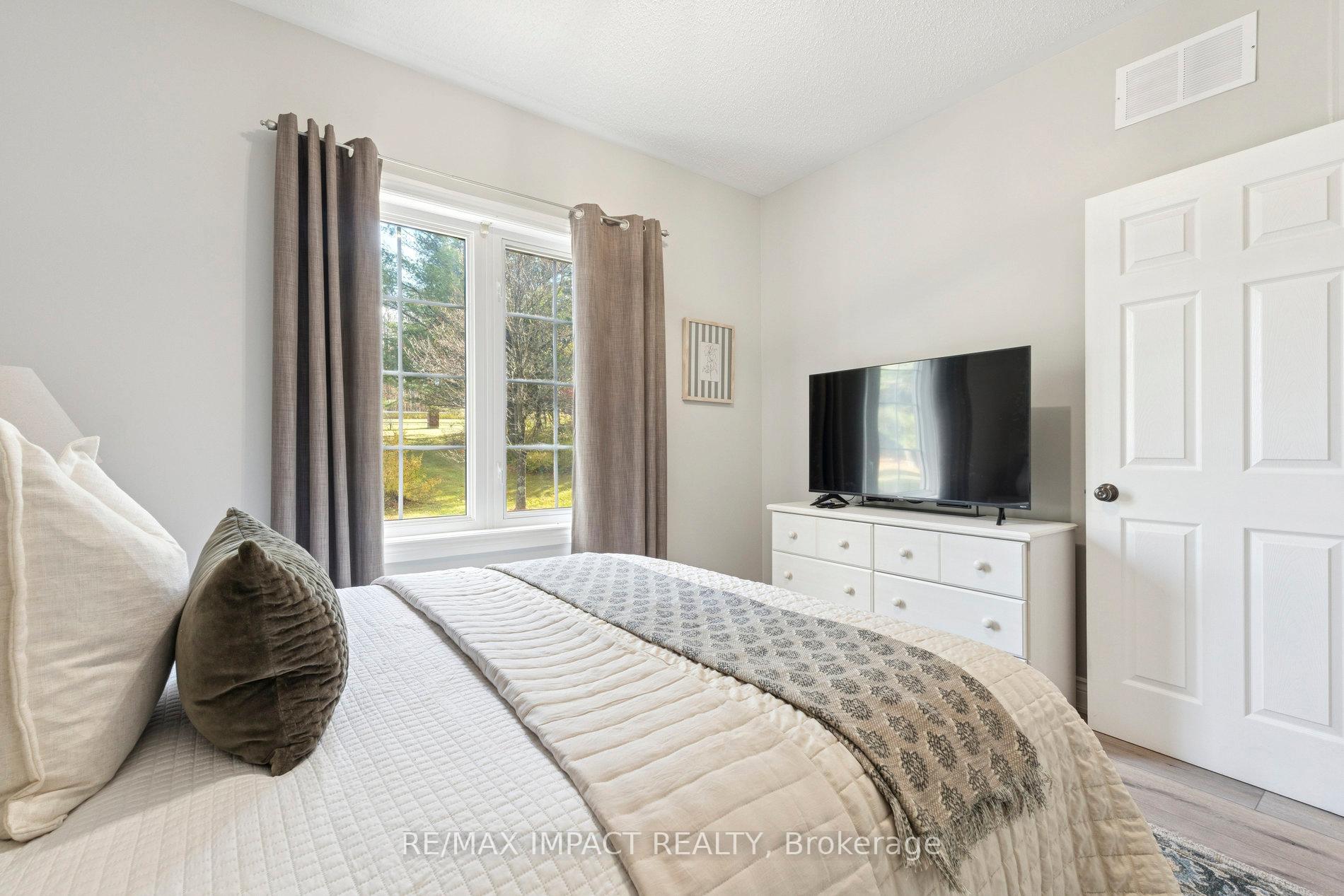 Photo 17 of 448 7A Highway, Cavan Monaghan, Cavan Twp — HOMEH