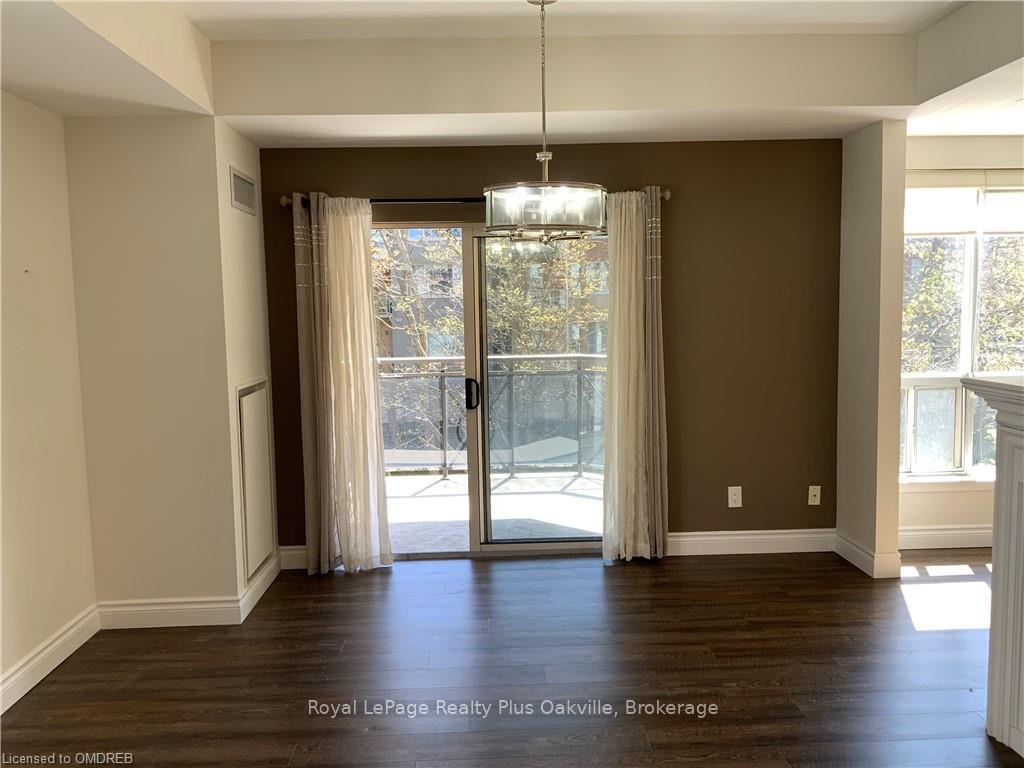 Photo 11 of Unit 203, 2000 Creekside Drive, Hamilton, Dundas — HOMEH