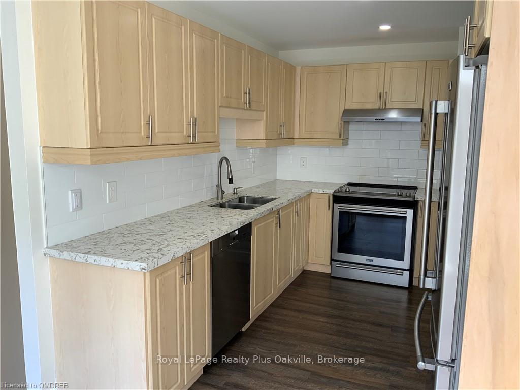 Photo 22 of Unit 203, 2000 Creekside Drive, Hamilton, Dundas — HOMEH