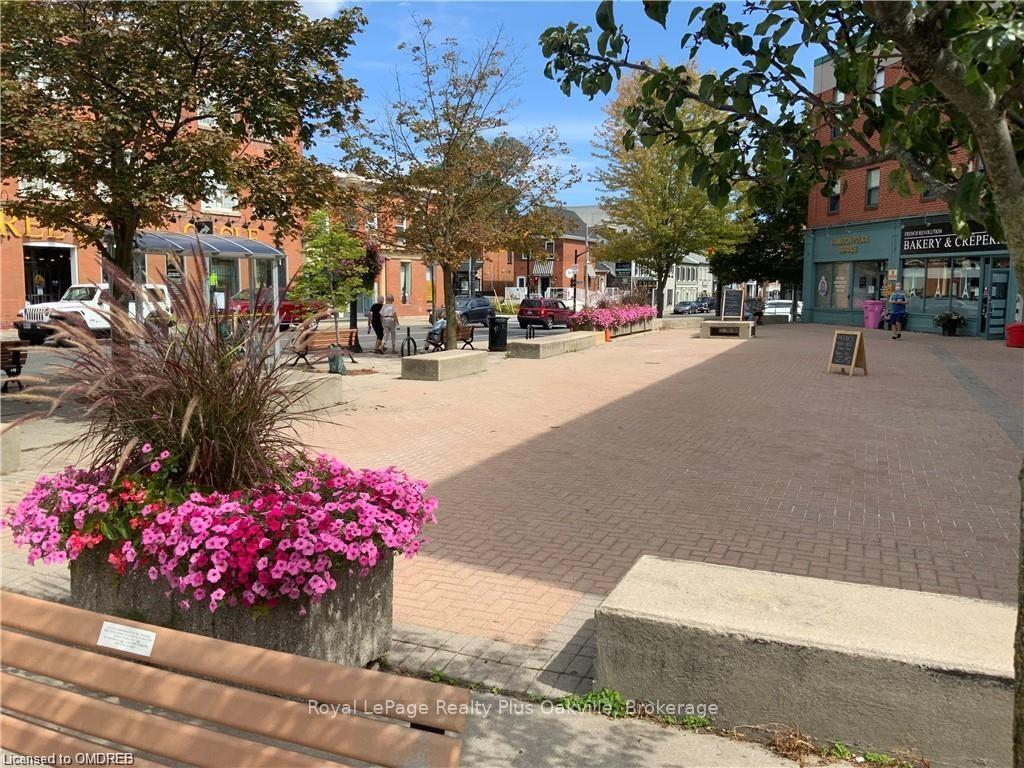 Photo 40 of Unit 203, 2000 Creekside Drive, Hamilton, Dundas — HOMEH
