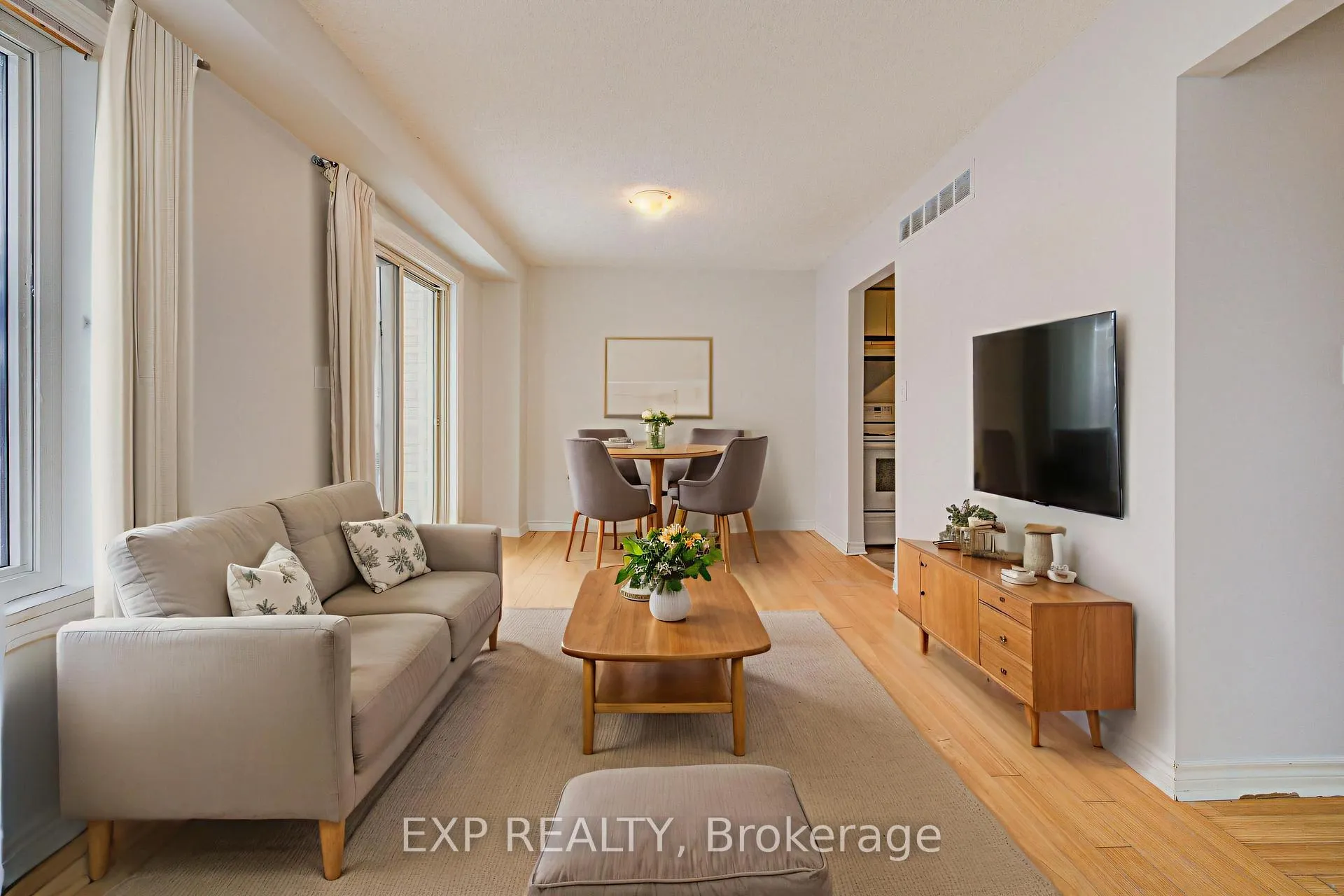 Photo 6 of Unit 112, 302 College Avenue W, Guelph, Dovercliffe Park/Old University — HOMEH