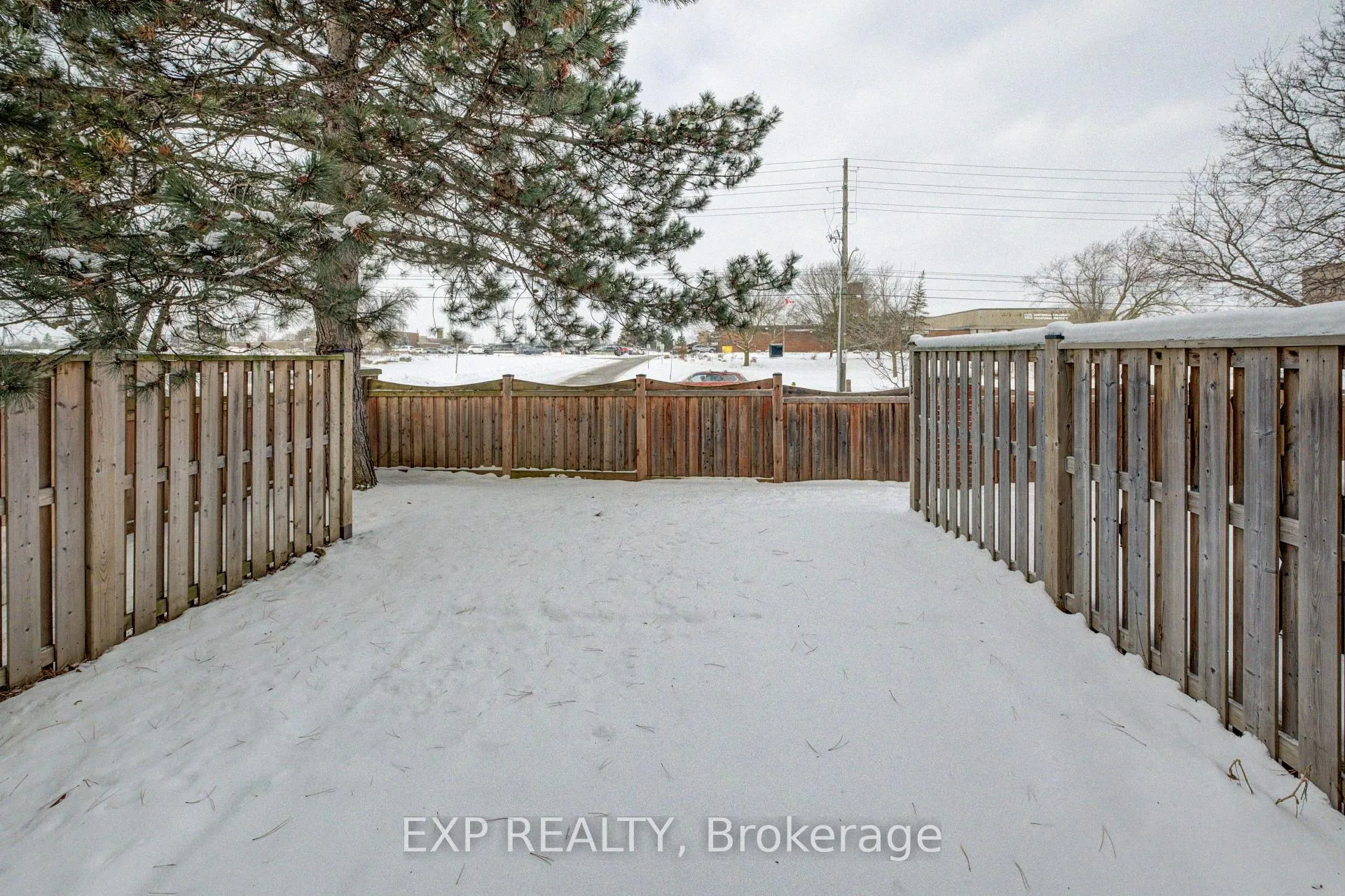Photo 9 of Unit 112, 302 College Avenue W, Guelph, Dovercliffe Park/Old University — HOMEH