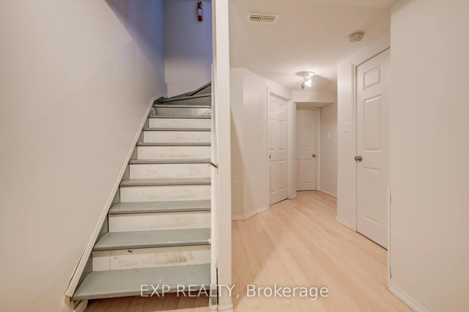 Photo 15 of Unit 112, 302 College Avenue W, Guelph, Dovercliffe Park/Old University — HOMEH