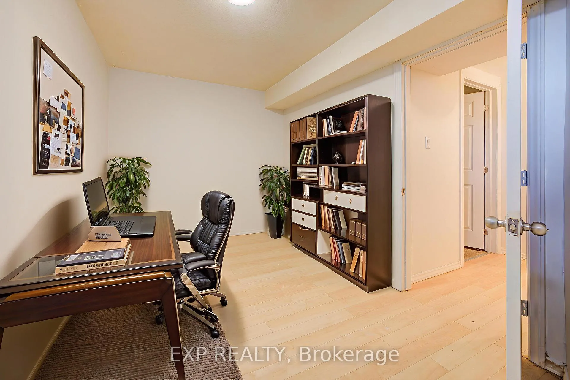 Photo 16 of Unit 112, 302 College Avenue W, Guelph, Dovercliffe Park/Old University — HOMEH