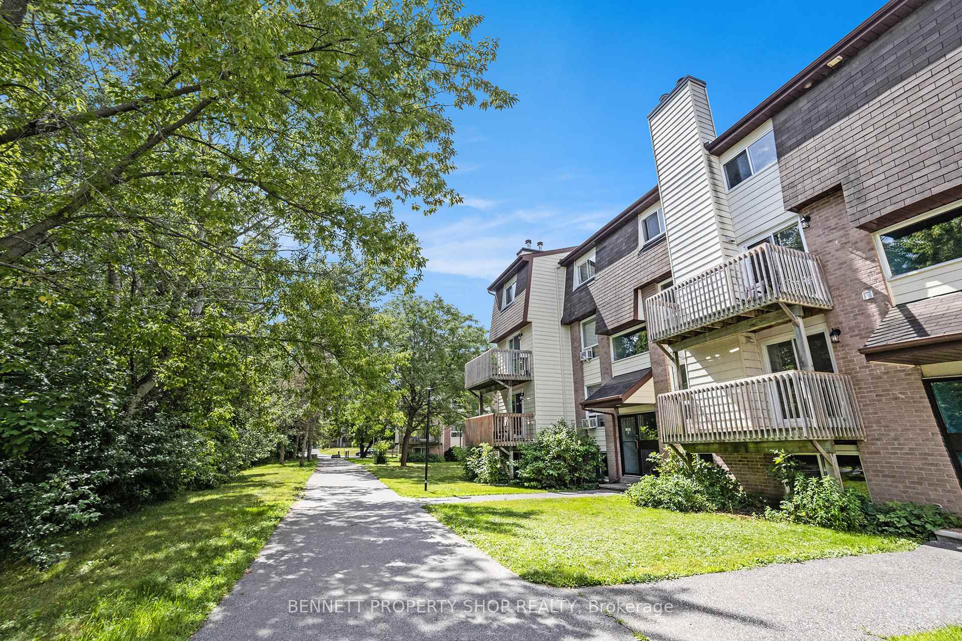Front of Unit 105, 1585 Goth Avenue
