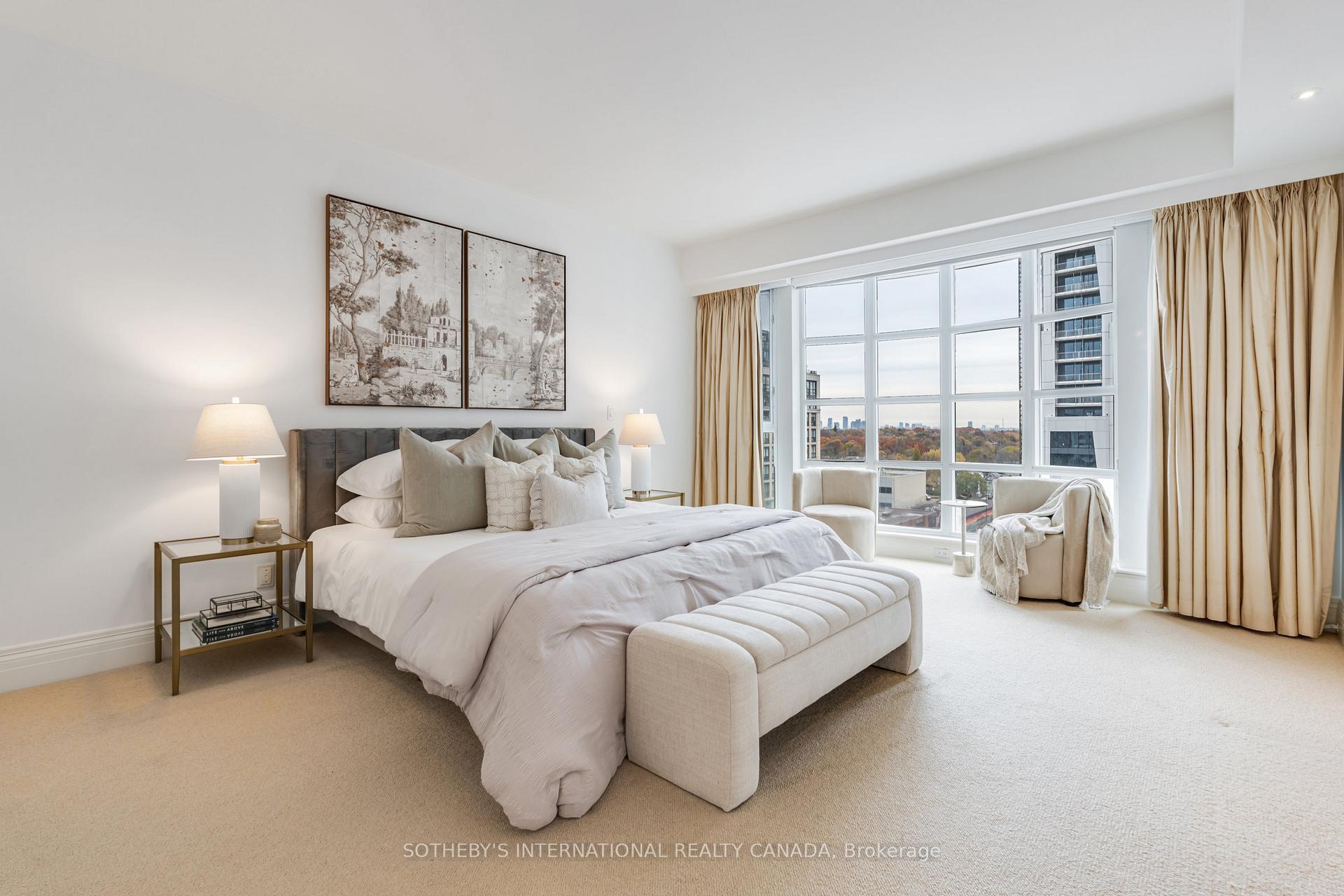 Photo 10 of Unit 908, 33 Delisle Avenue, Toronto, Yonge-St. Clair — HOMEH