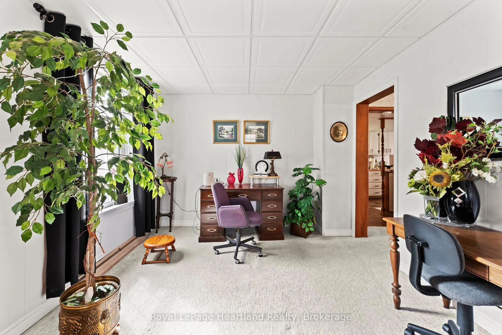 Photo 9 of 107 Victoria Street N, Goderich, Goderich (Town) — HOMEH