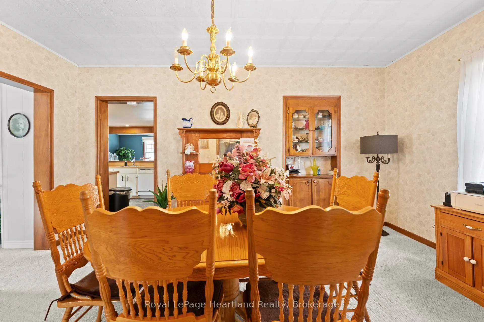 Photo 14 of 107 Victoria Street N, Goderich, Goderich (Town) — HOMEH