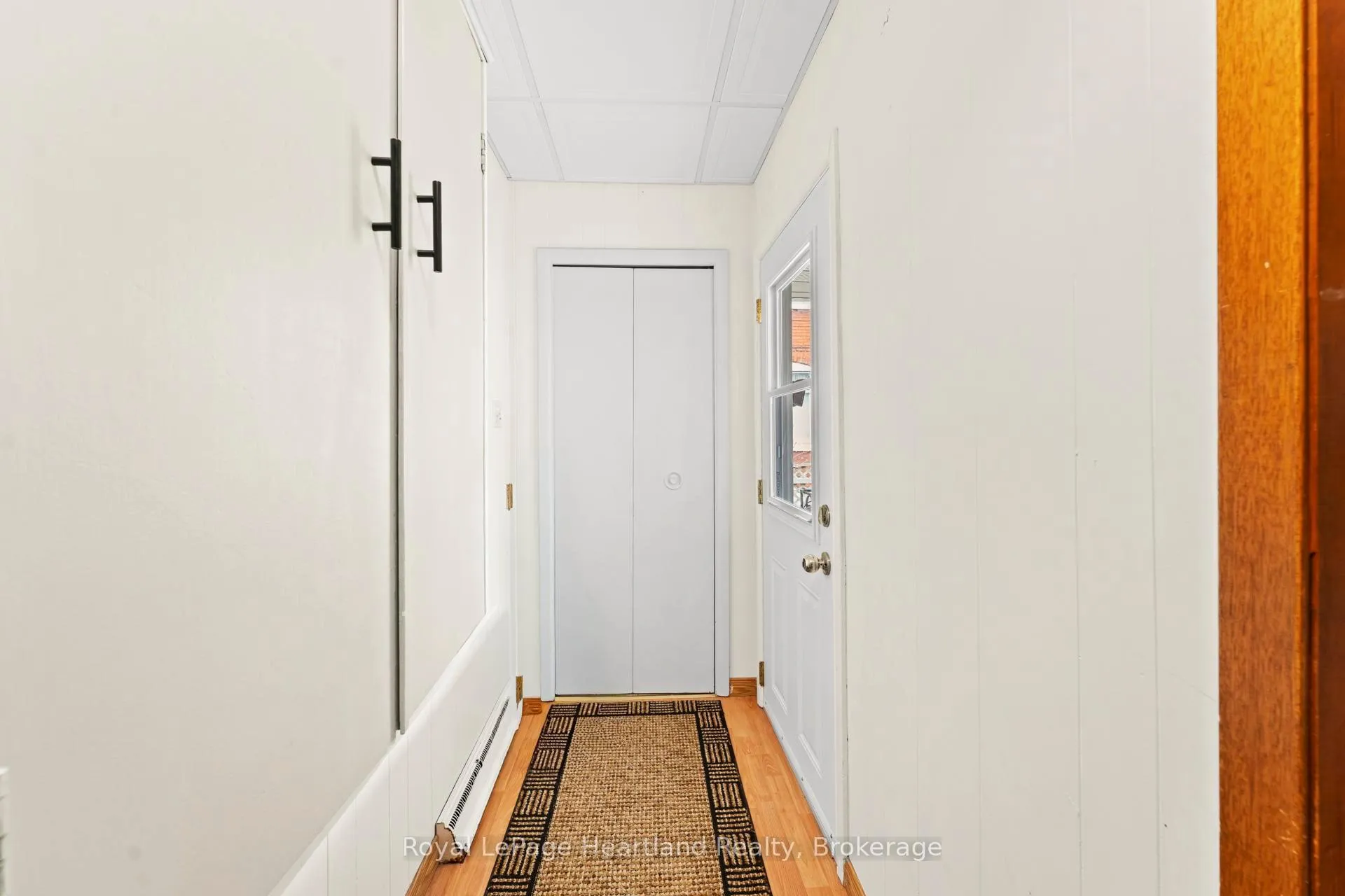 Photo 22 of 107 Victoria Street N, Goderich, Goderich (Town) — HOMEH