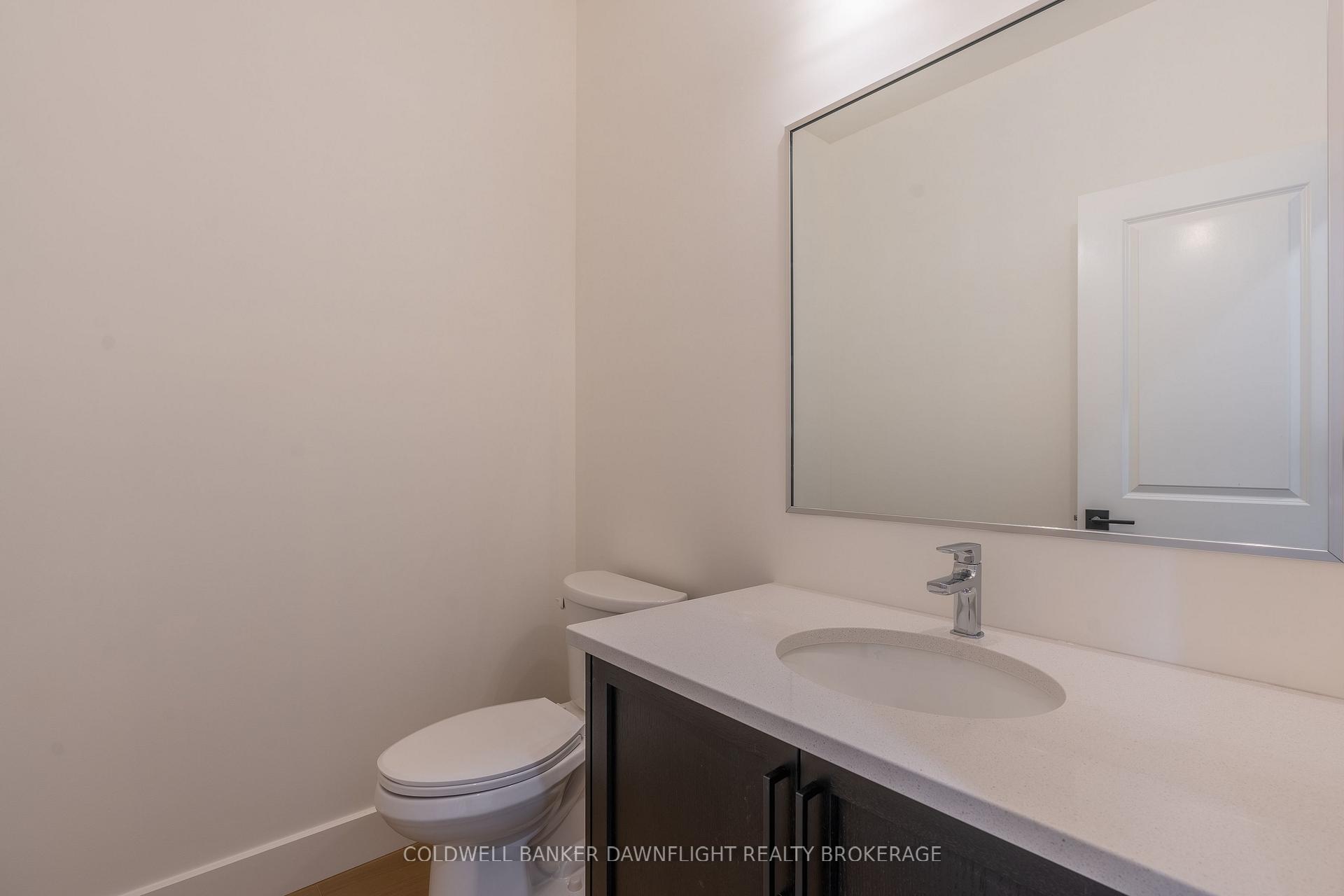 Photo 5 of Unit 37, 147 Scotts Drive, Lucan Biddulph, Lucan — HOMEH