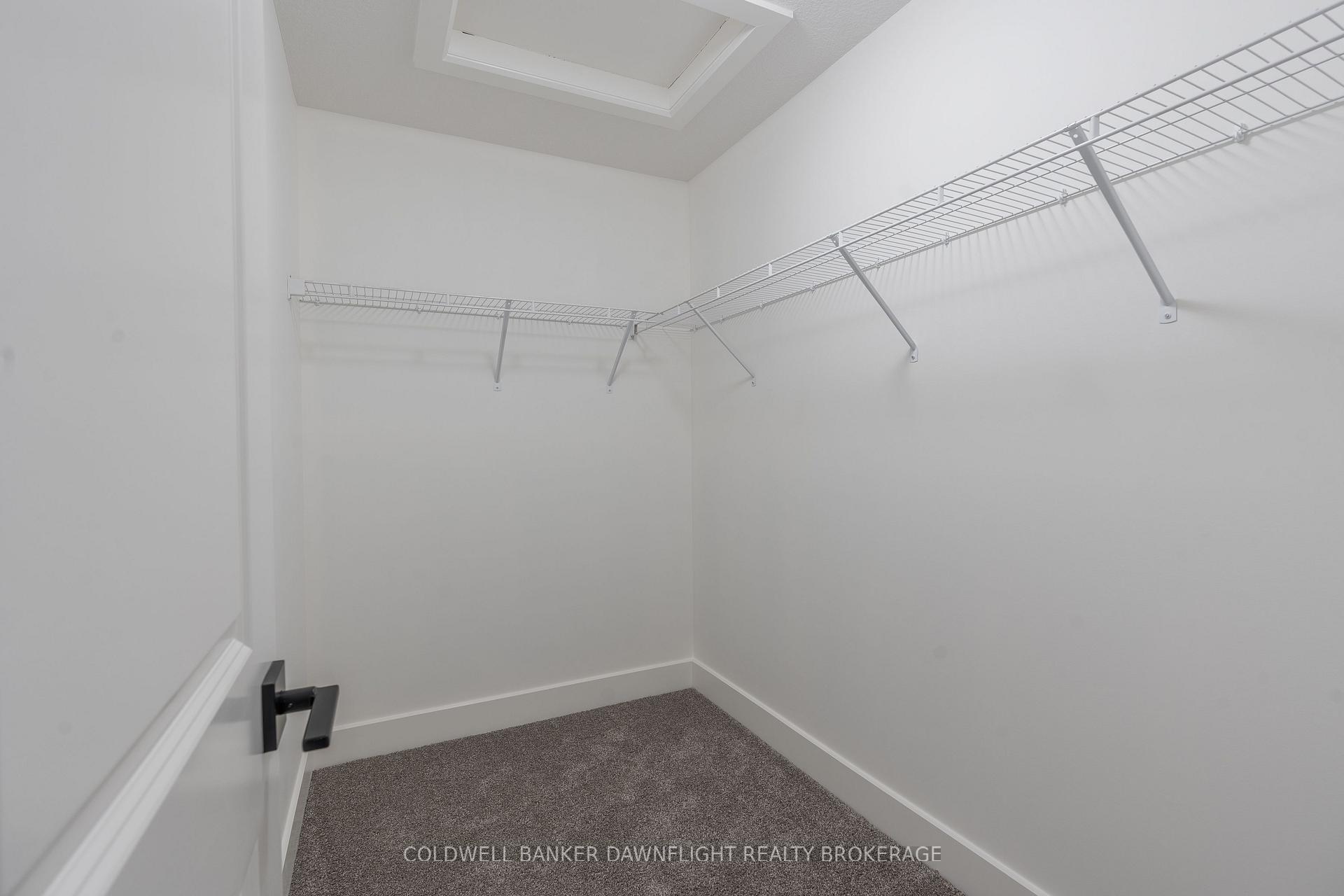 Photo 21 of Unit 37, 147 Scotts Drive, Lucan Biddulph, Lucan — HOMEH