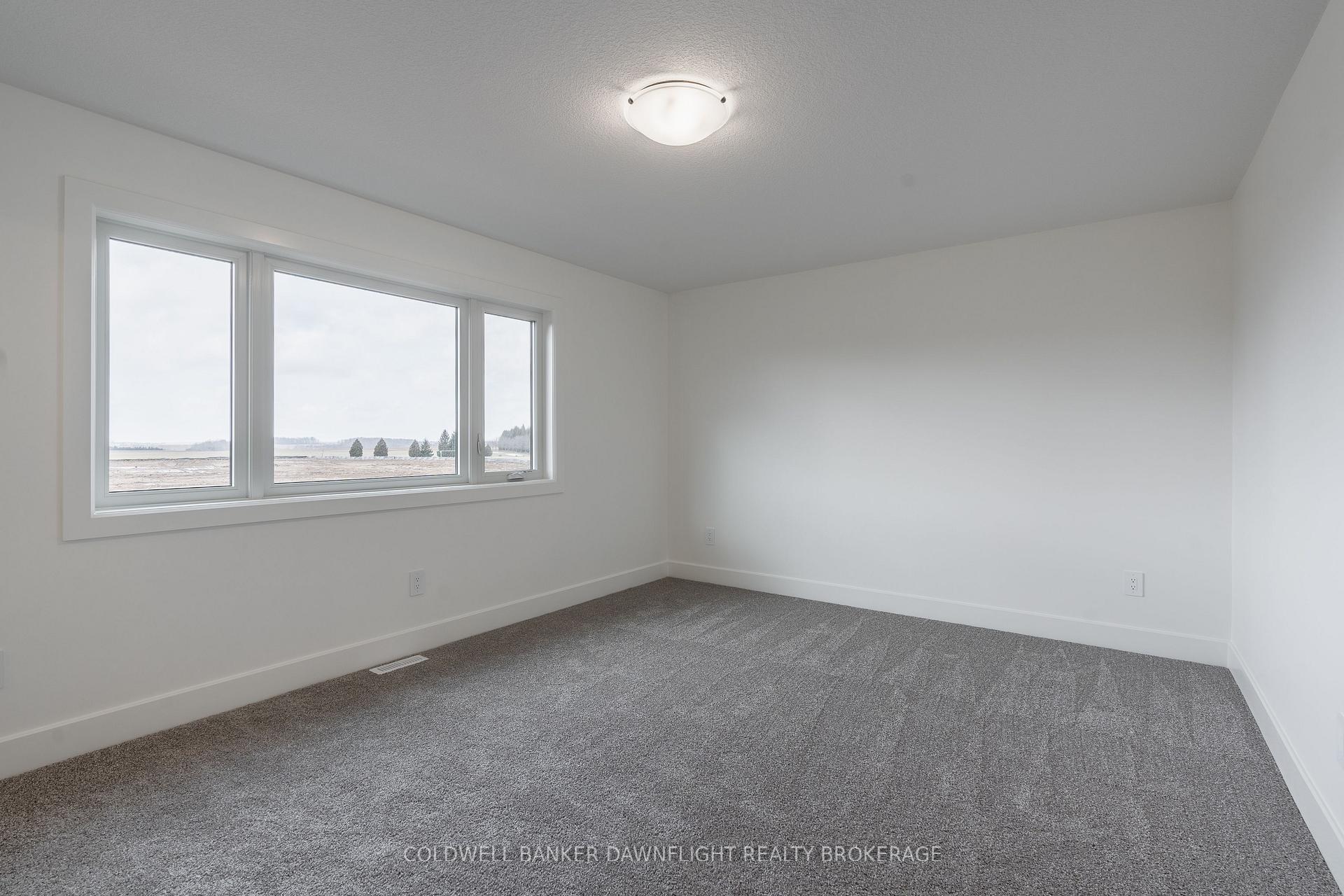 Photo 23 of Unit 37, 147 Scotts Drive, Lucan Biddulph, Lucan — HOMEH