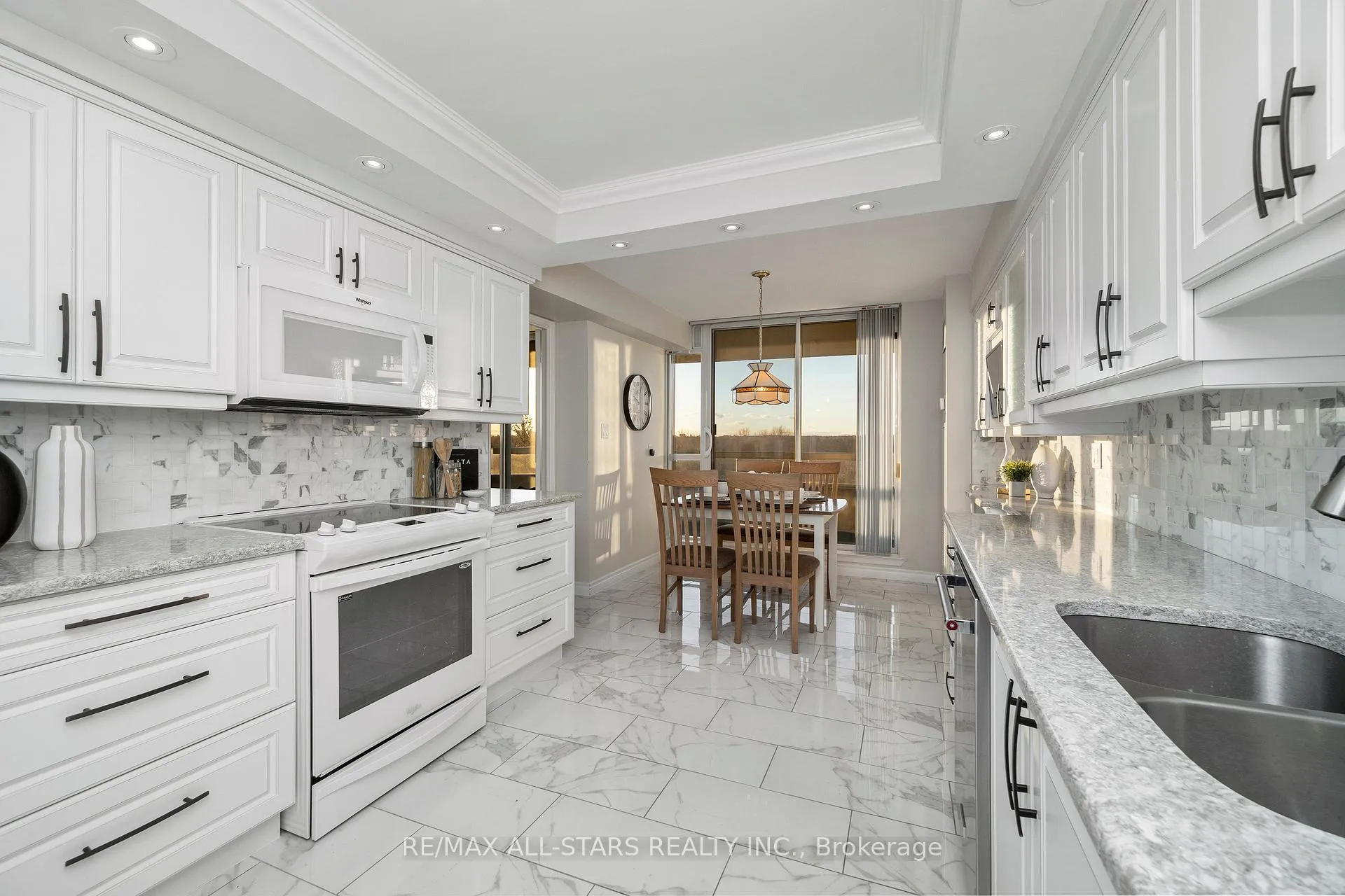 Photo 2 of Unit 611, 610 Bullock Drive, Markham, Markville — HOMEH