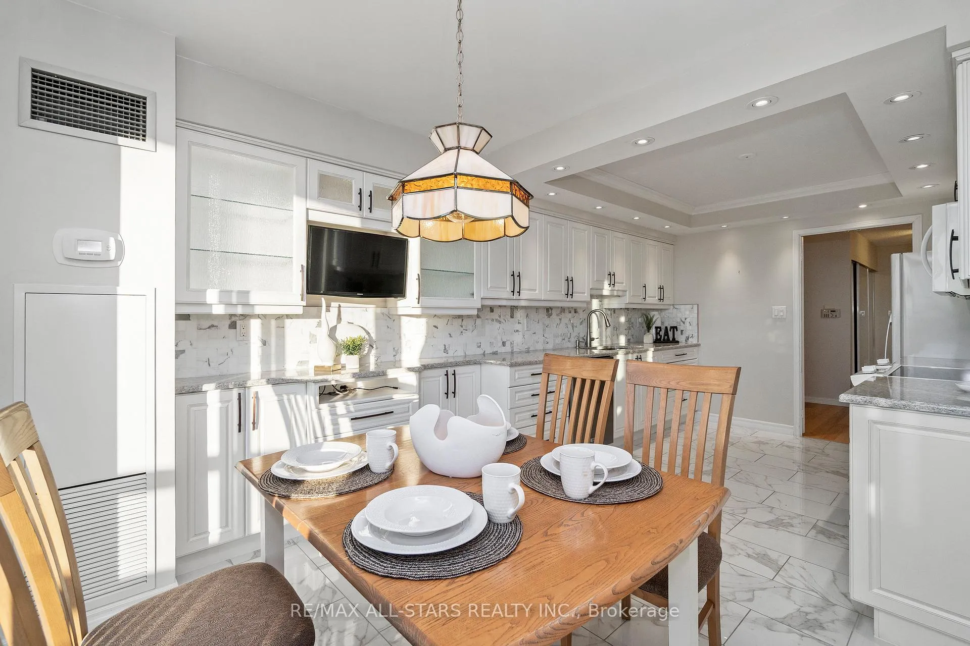 Photo 7 of Unit 611, 610 Bullock Drive, Markham, Markville — HOMEH