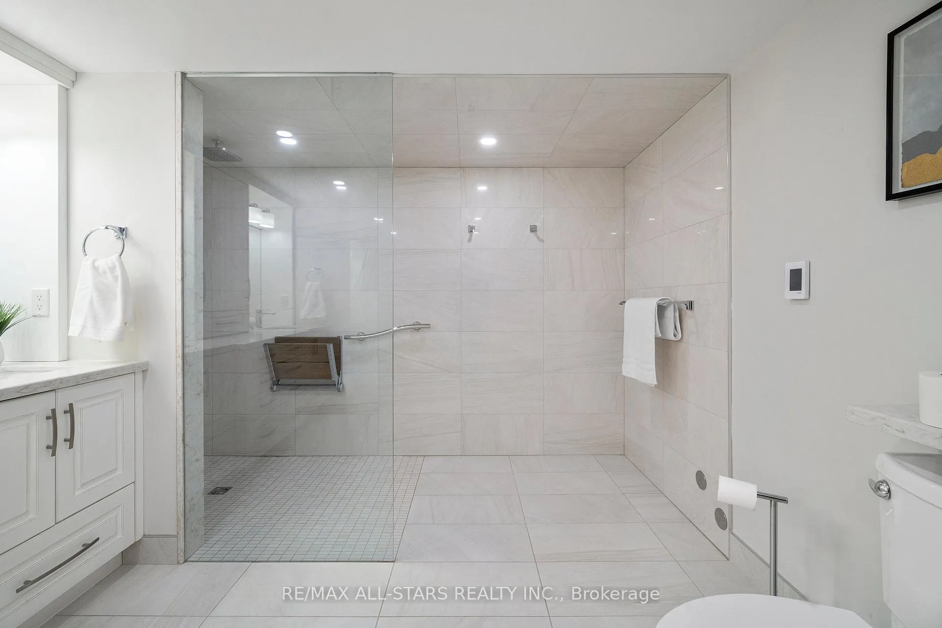 Photo 22 of Unit 611, 610 Bullock Drive, Markham, Markville — HOMEH