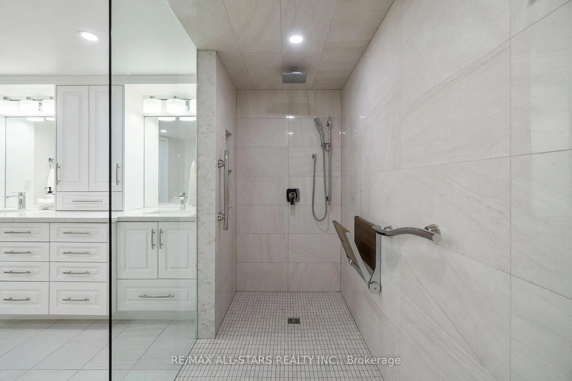 Photo 23 of Unit 611, 610 Bullock Drive, Markham, Markville — HOMEH