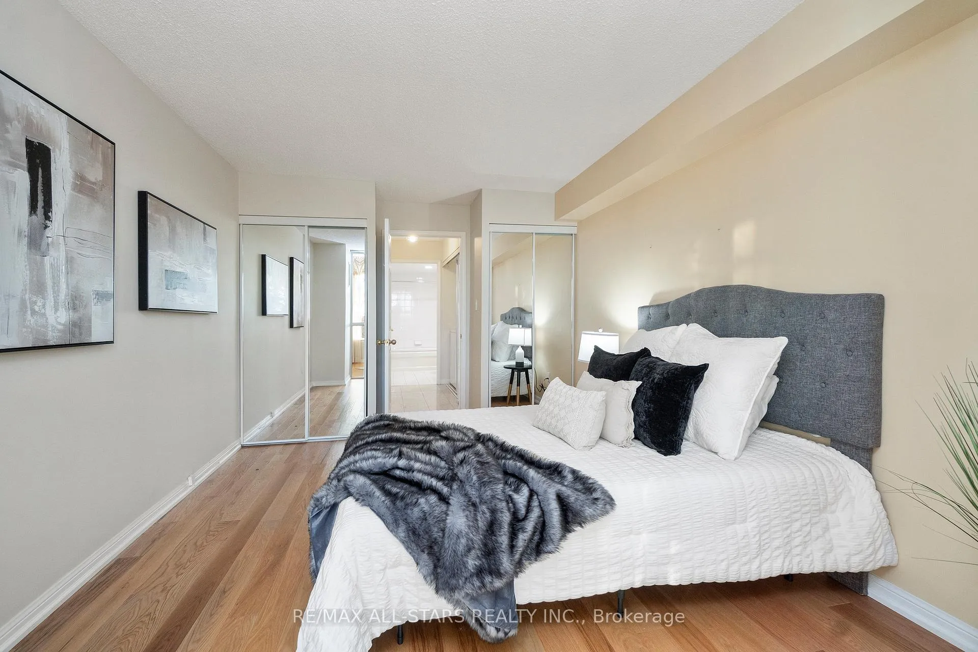 Photo 25 of Unit 611, 610 Bullock Drive, Markham, Markville — HOMEH