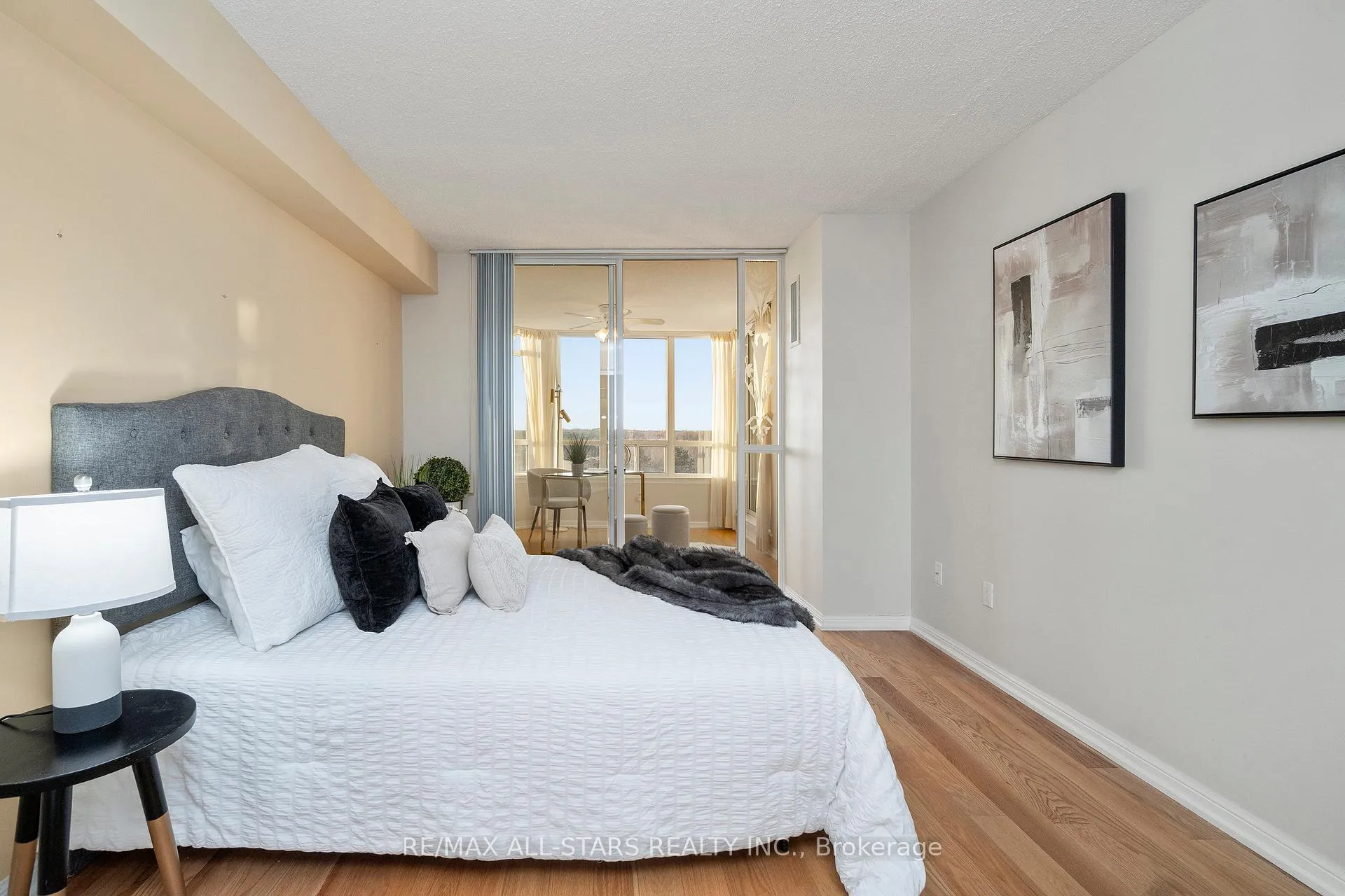Photo 26 of Unit 611, 610 Bullock Drive, Markham, Markville — HOMEH