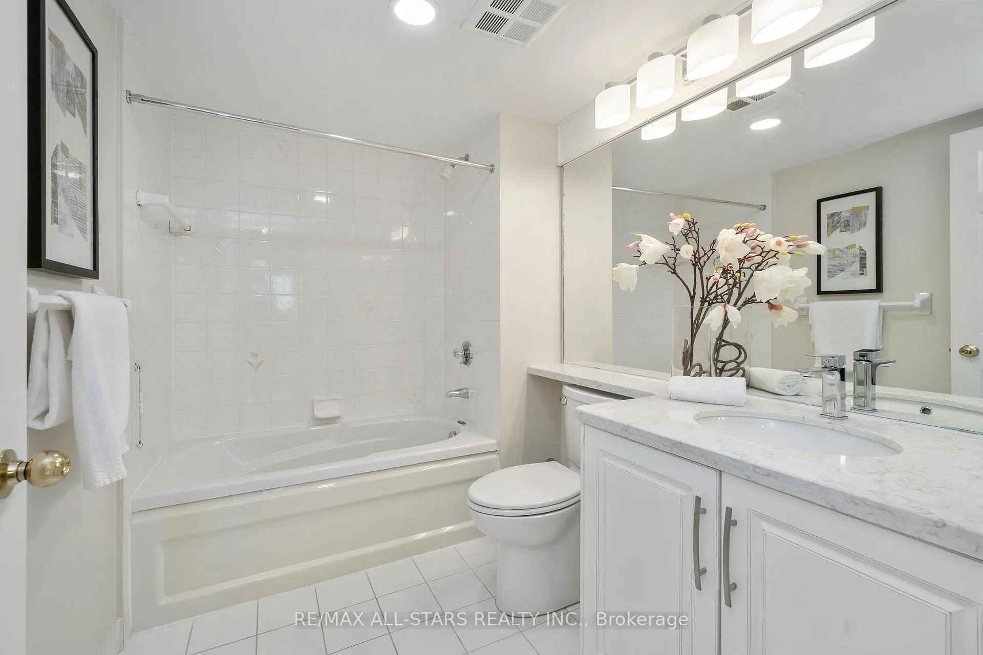 Photo 32 of Unit 611, 610 Bullock Drive, Markham, Markville — HOMEH