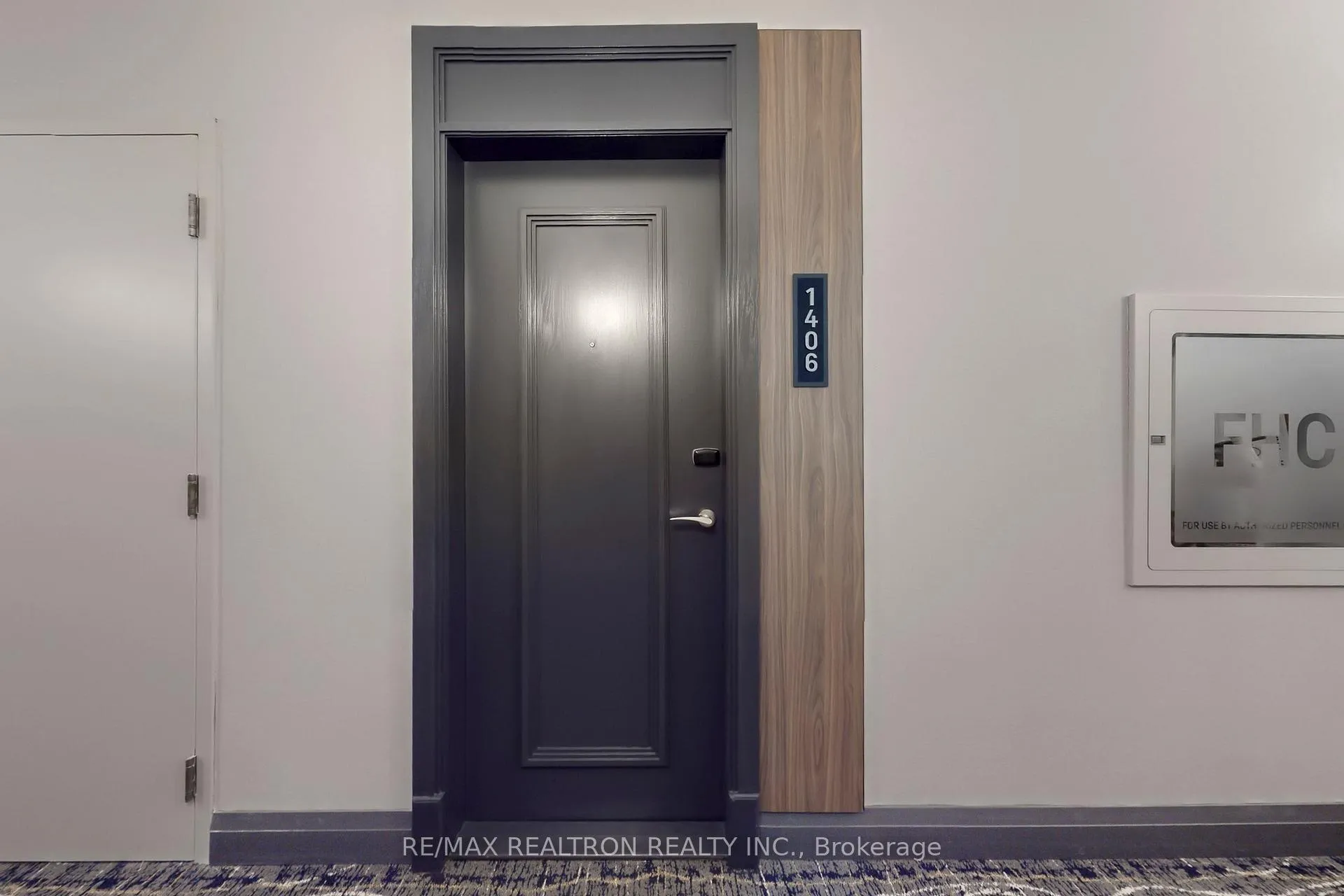 Photo 2 of Unit 1406, 1900 Lake Shore Boulevard W, Toronto, High Park-Swansea — HOMEH