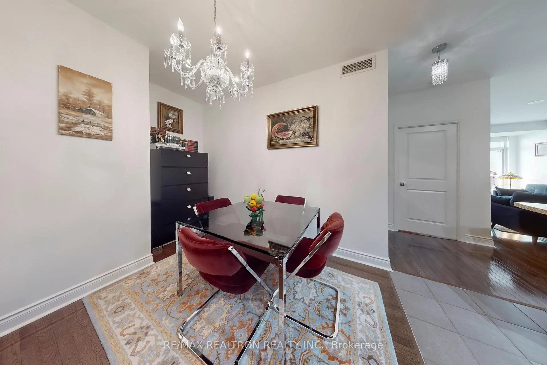 Photo 9 of Unit 1406, 1900 Lake Shore Boulevard W, Toronto, High Park-Swansea — HOMEH
