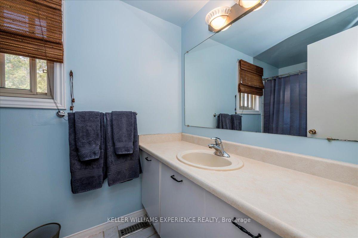 Photo 12 of 15 Shadowood Road, Barrie, Ardagh — HOMEH