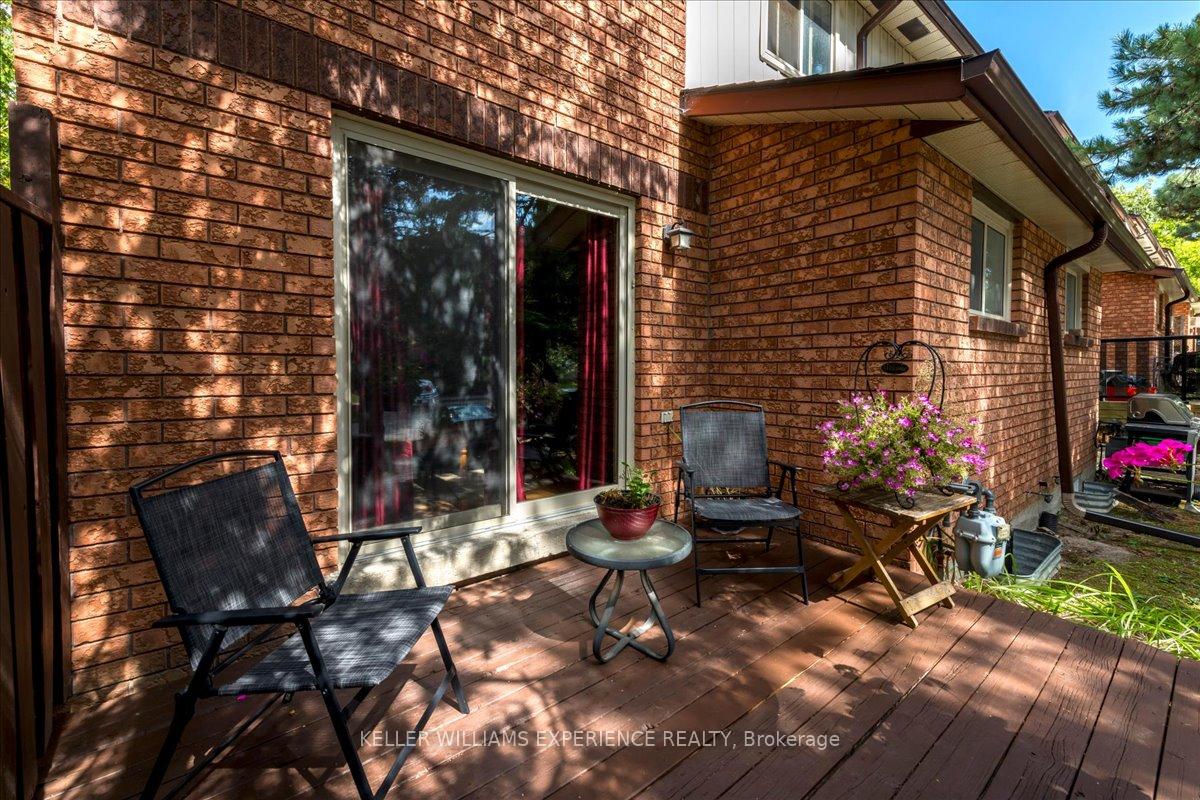 Photo 19 of 15 Shadowood Road, Barrie, Ardagh — HOMEH