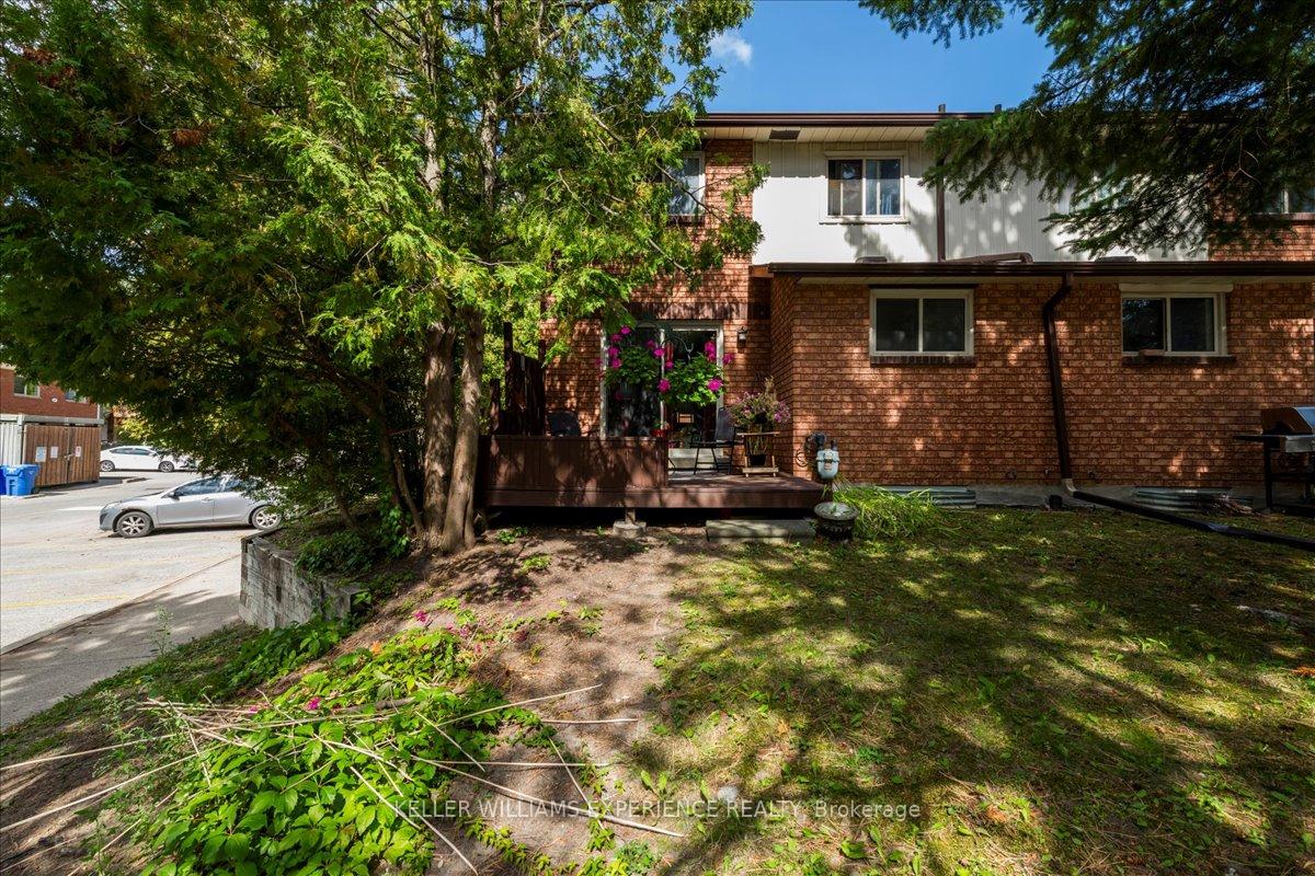Photo 21 of 15 Shadowood Road, Barrie, Ardagh — HOMEH