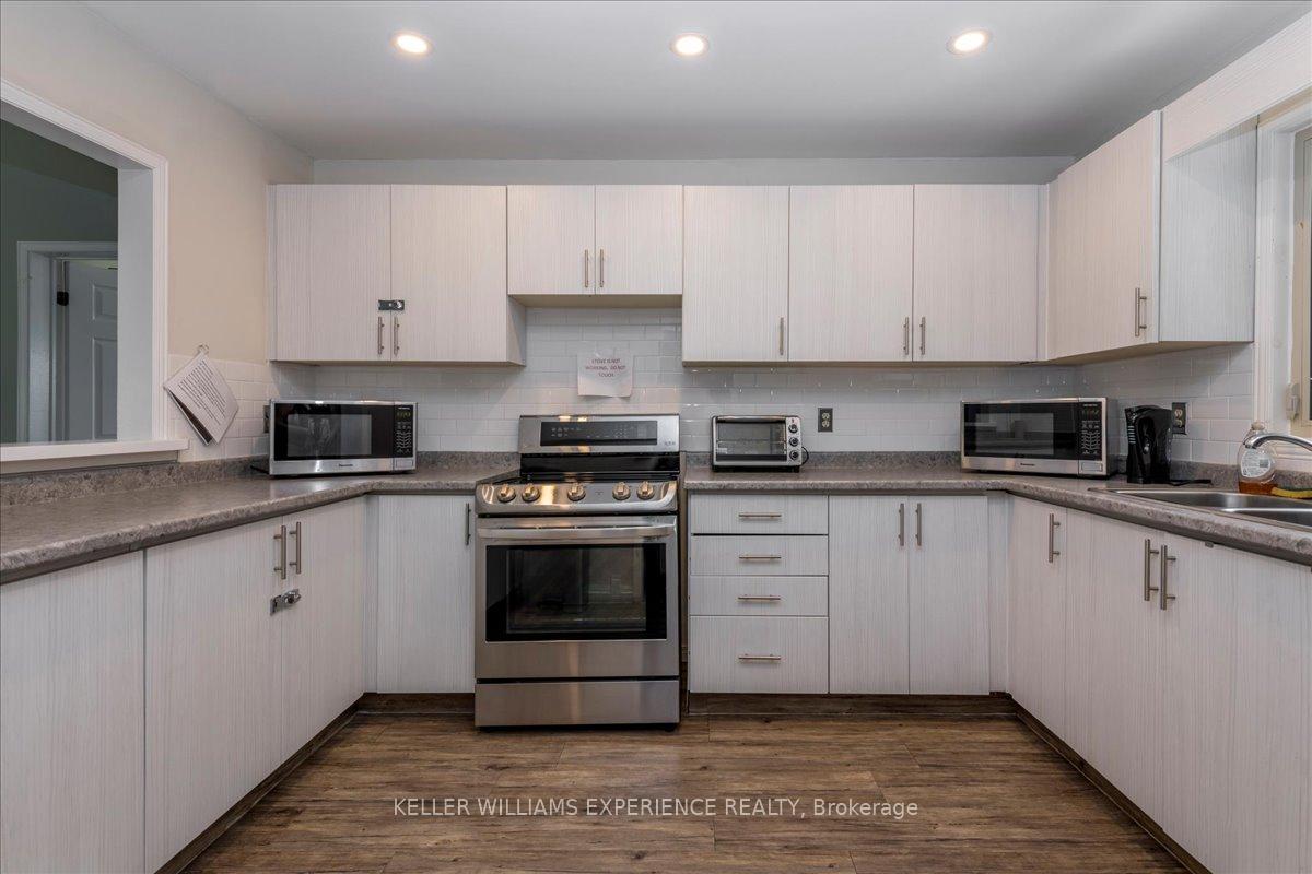 Photo 29 of 15 Shadowood Road, Barrie, Ardagh — HOMEH