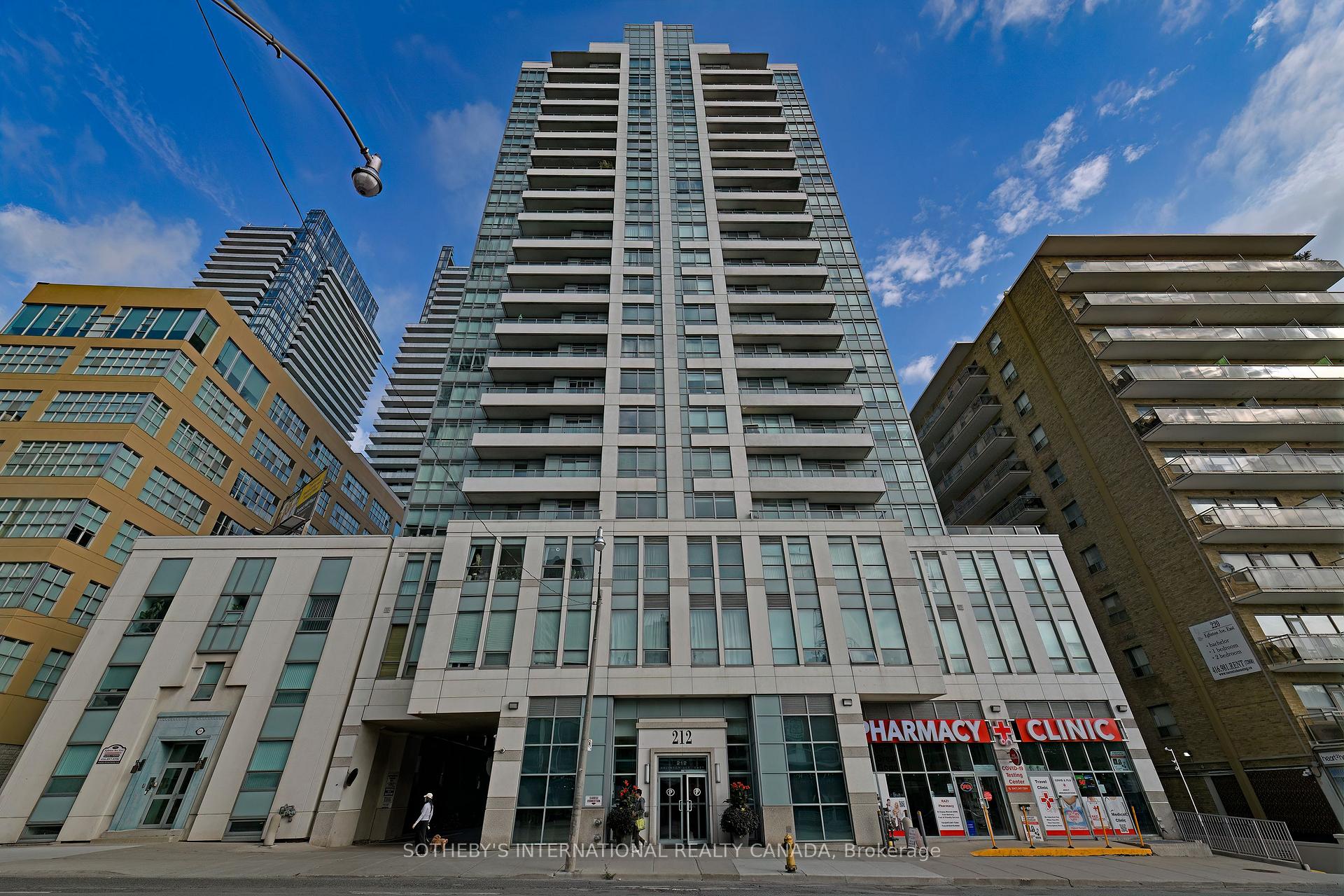 Front of Unit 307, 212 Eglinton Avenue E
