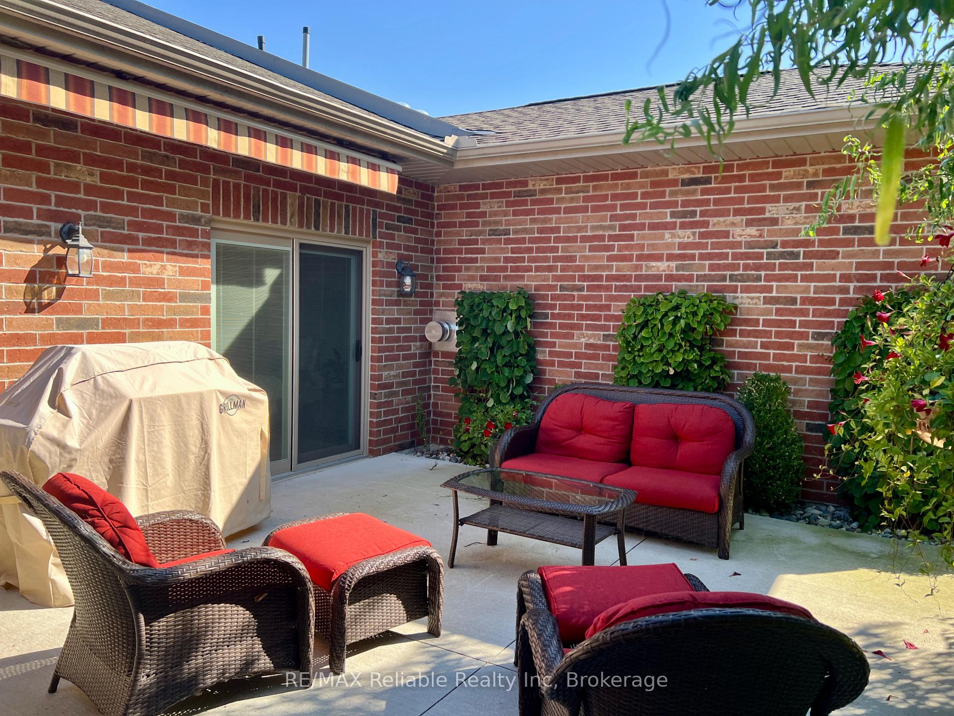 Photo 41 of 44 Bayfield Mews Lane, Bluewater, Bayfield — HOMEH