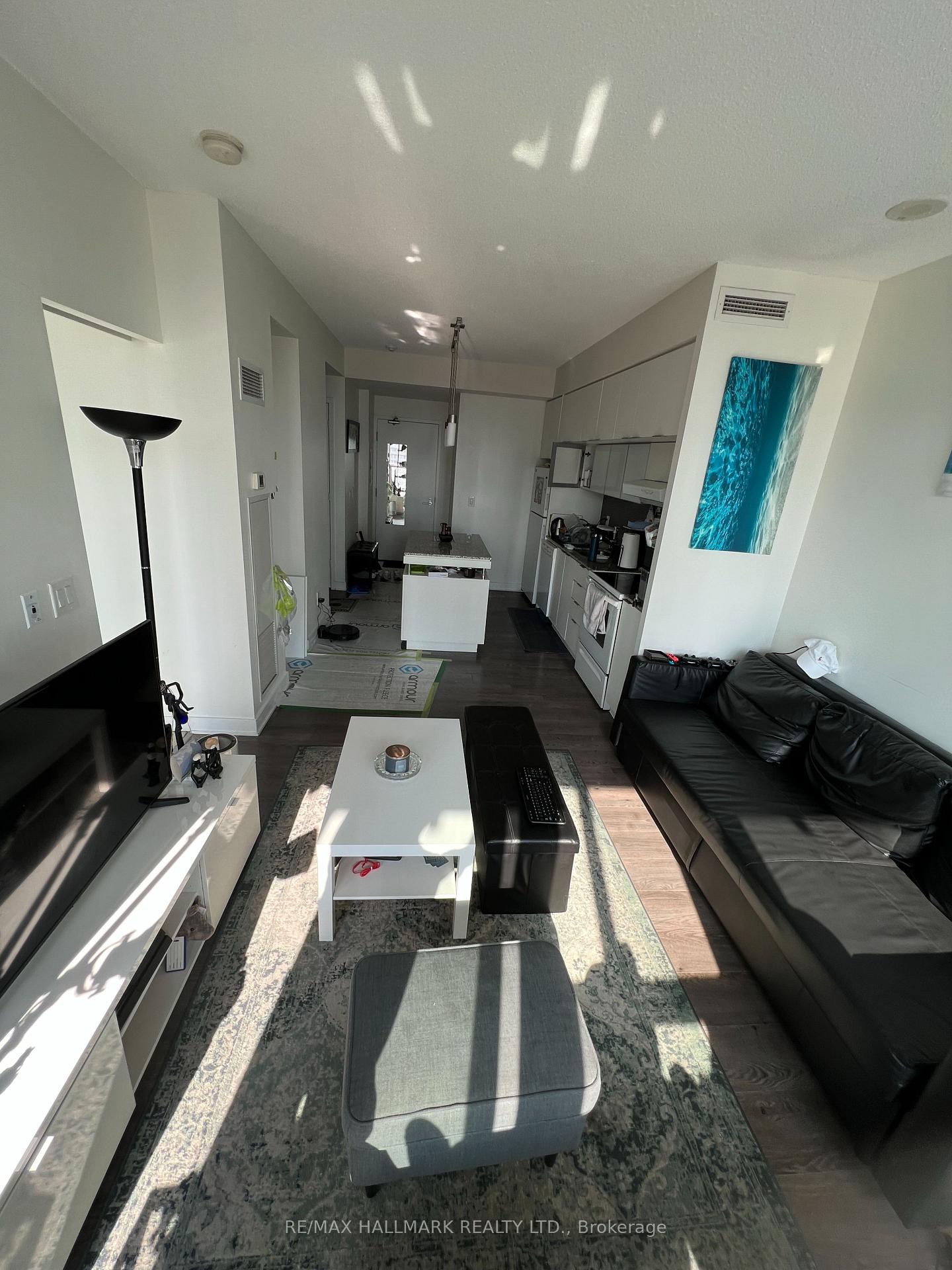 Photo 5 of Unit 2905, 110 Charles Street E, Toronto, Church-Yonge Corridor — HOMEH