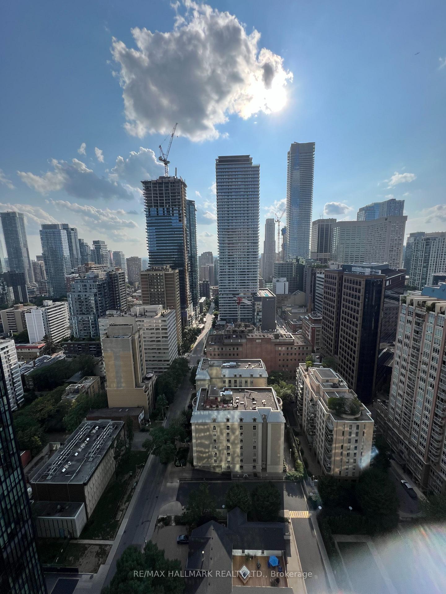 Photo 7 of Unit 2905, 110 Charles Street E, Toronto, Church-Yonge Corridor — HOMEH