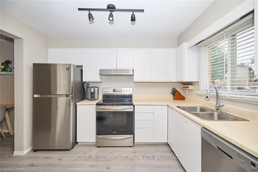 Photo 5 of Unit 73, 65 Dorchester Boulevard, St. Catharines, Carlton/Bunting — HOMEH
